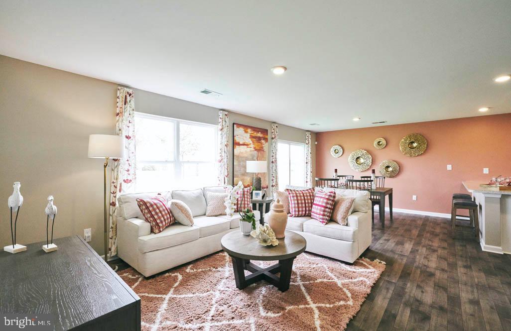 SASSAFRAS MEADOWS - Residential