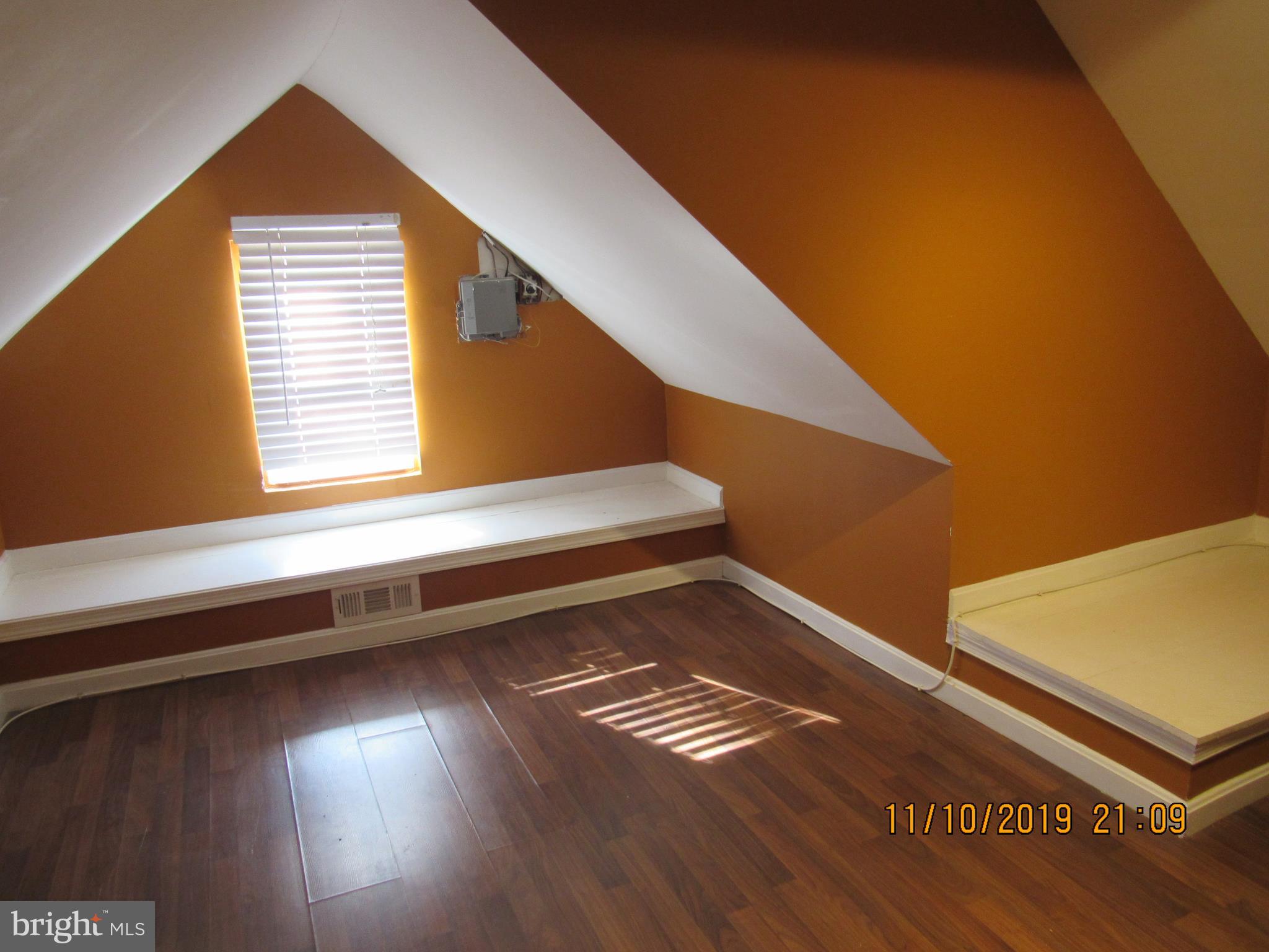 RADIANT VALLEY - Residential Lease