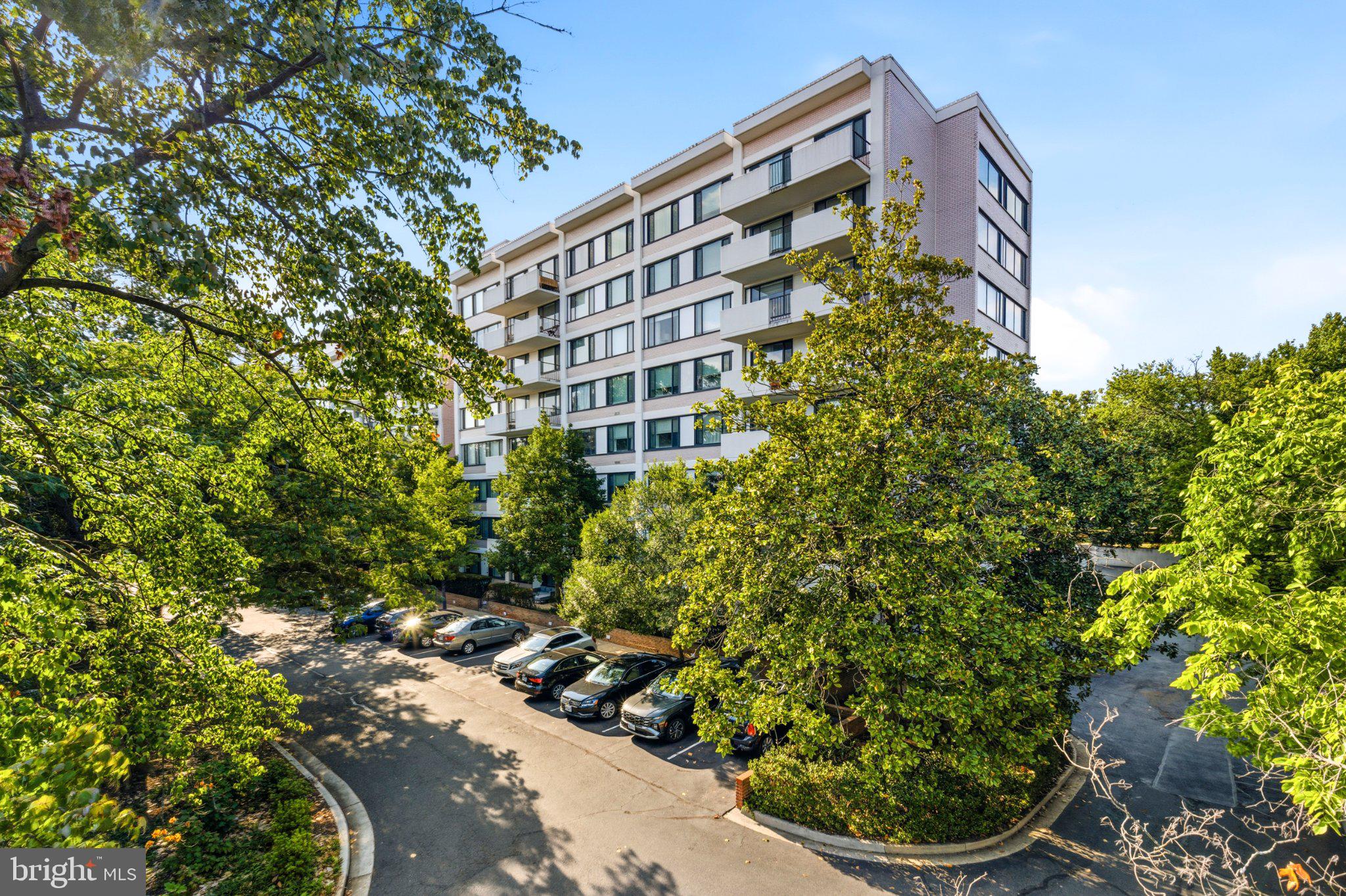 4501 ARLINGTON BOULEVARD 611
