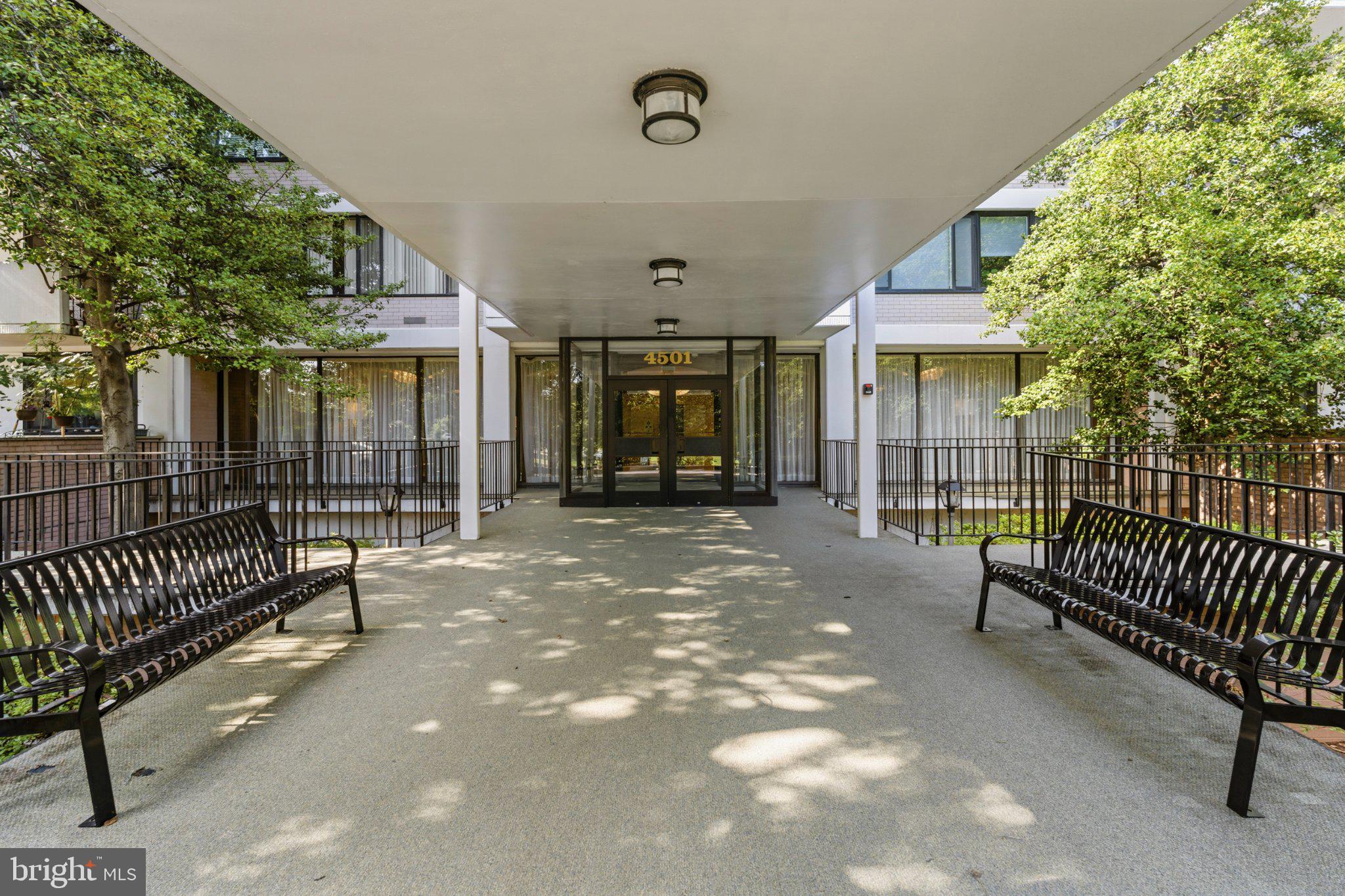4501 ARLINGTON BOULEVARD 611