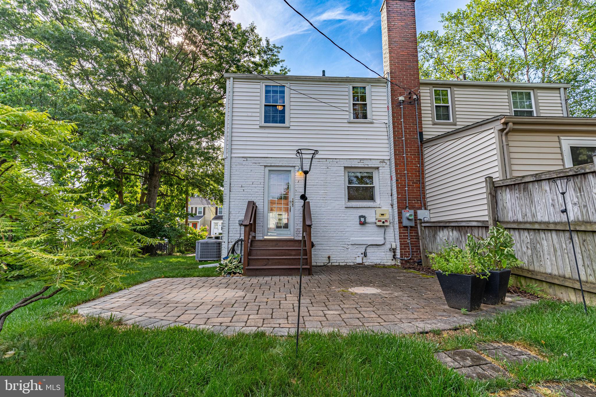 JEFFERSON MANOR - Residential Lease