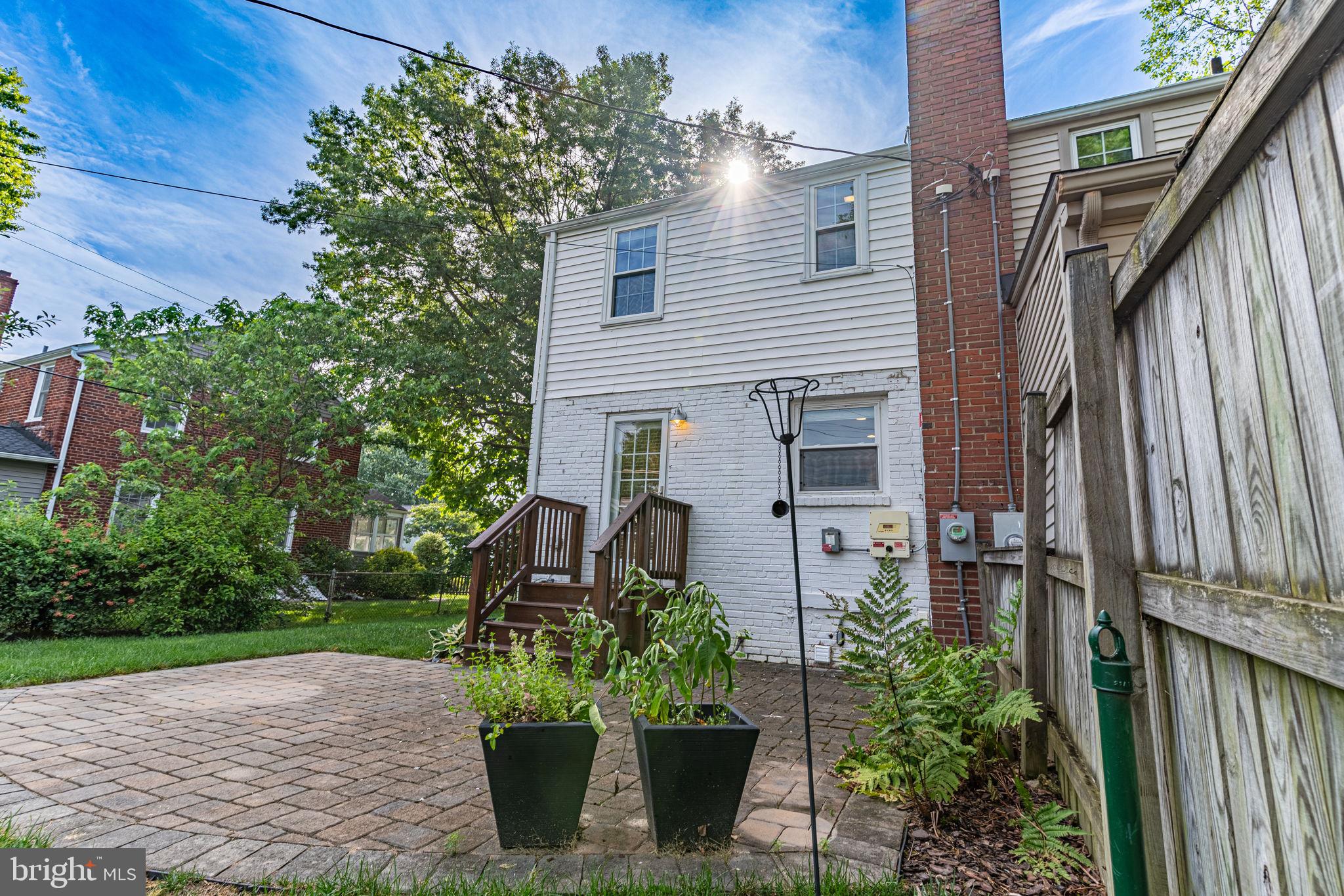 JEFFERSON MANOR - Residential Lease