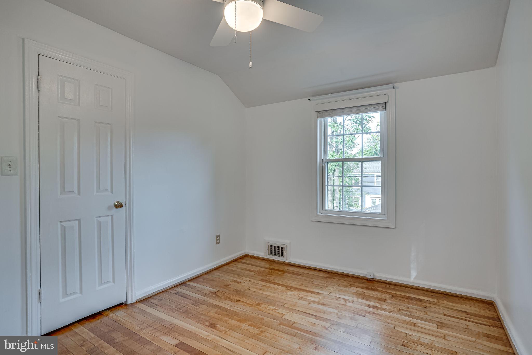JEFFERSON MANOR - Residential Lease
