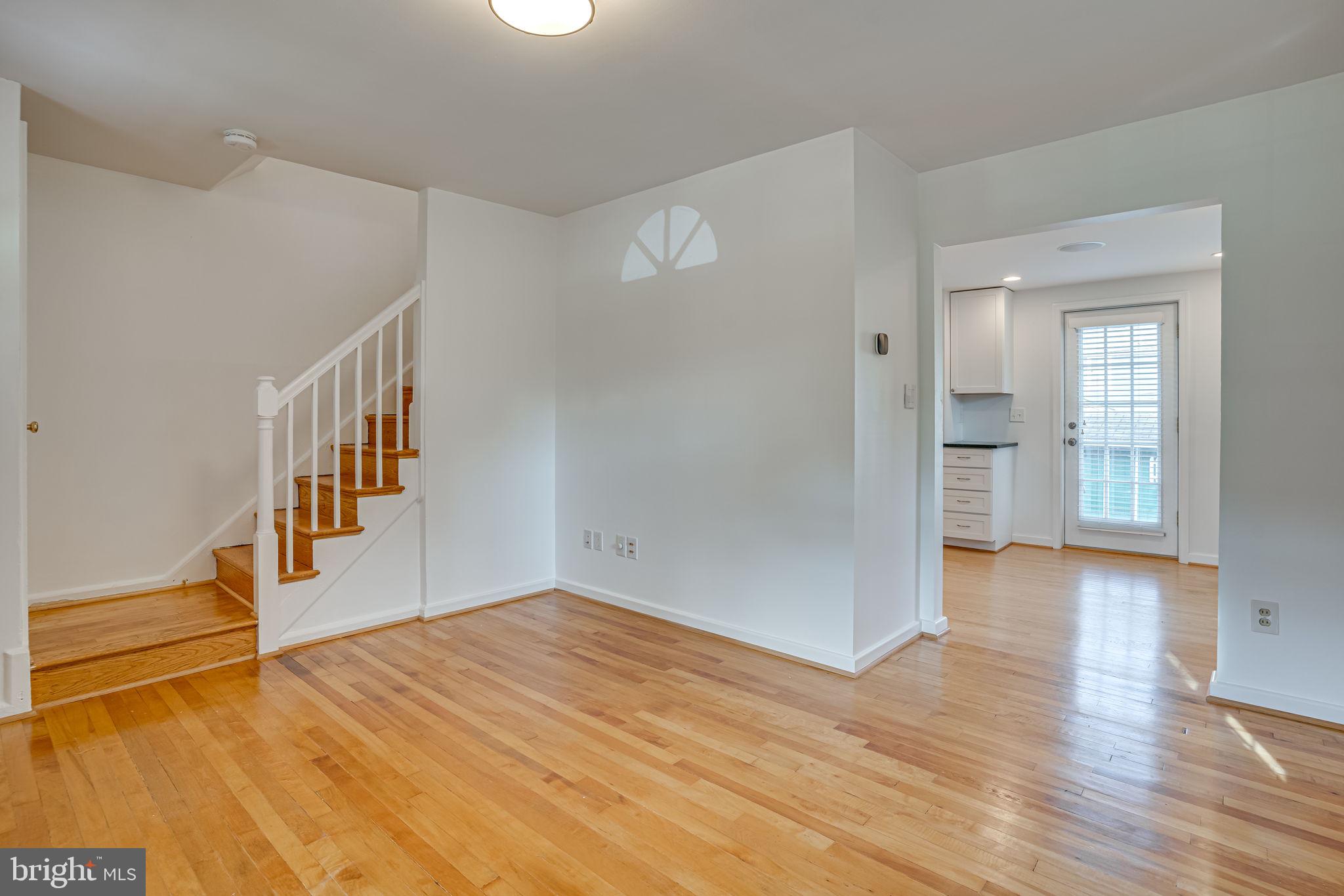 JEFFERSON MANOR - Residential Lease