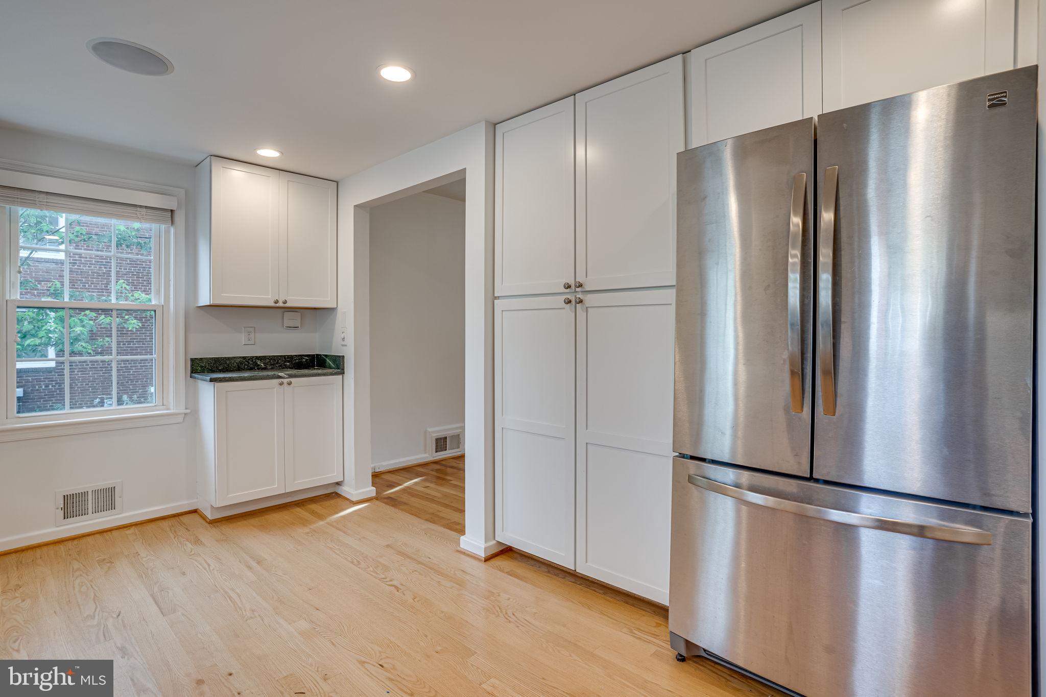 JEFFERSON MANOR - Residential Lease