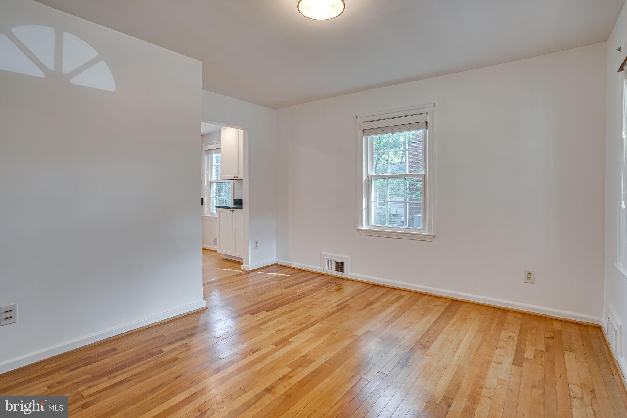 JEFFERSON MANOR - Residential Lease