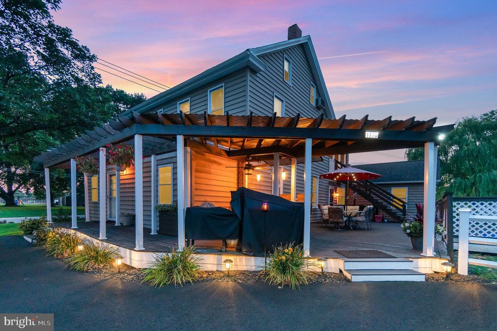 Photo of 1170 Myers Court, LITITZ, PA 17543 (MLS # PALA2063340)