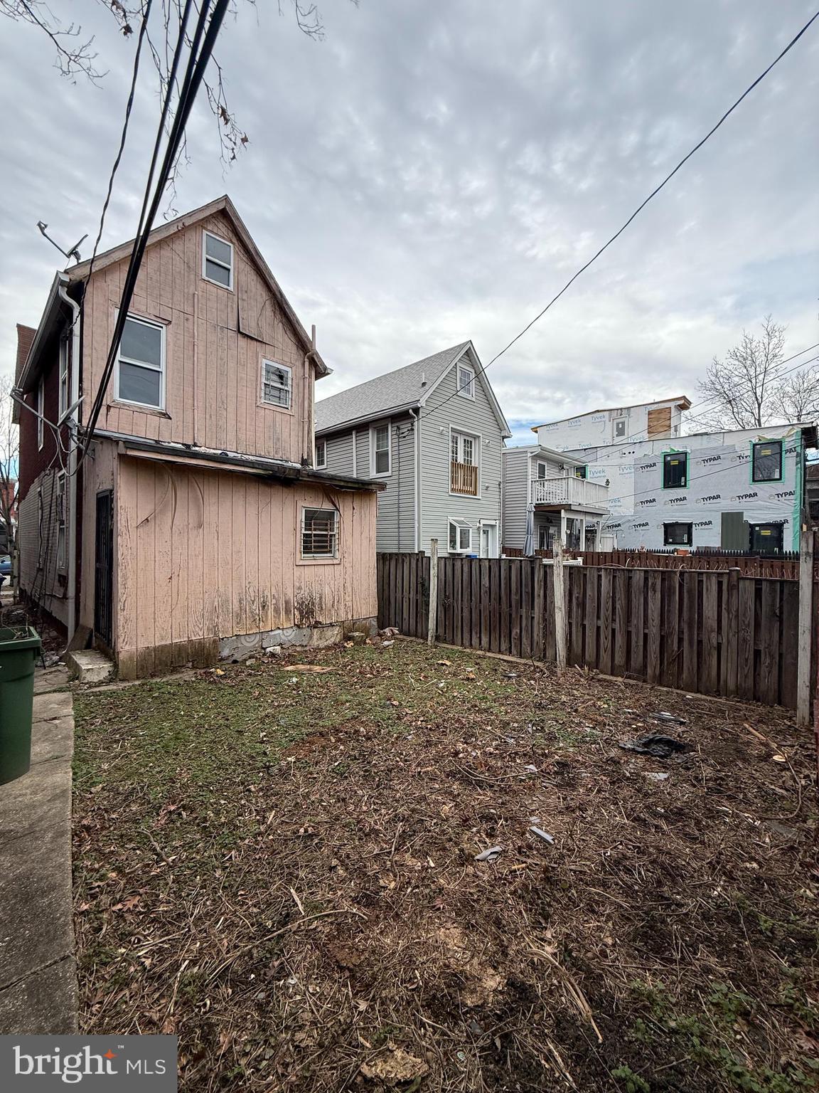 BARCLAY - Residential