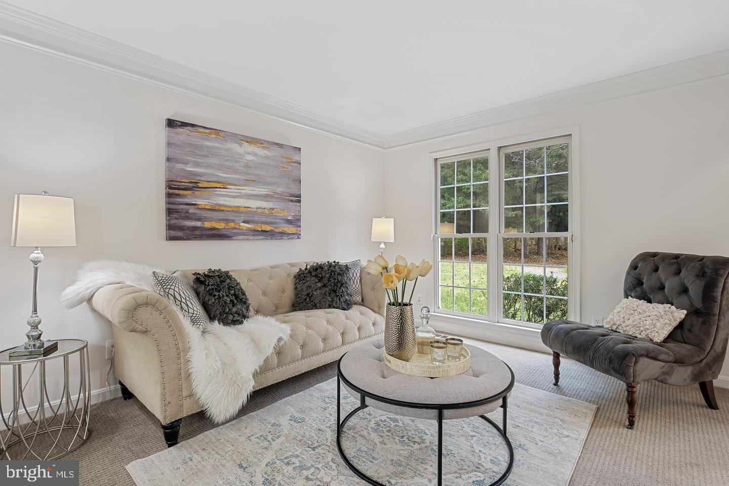 RUSSETT - Residential