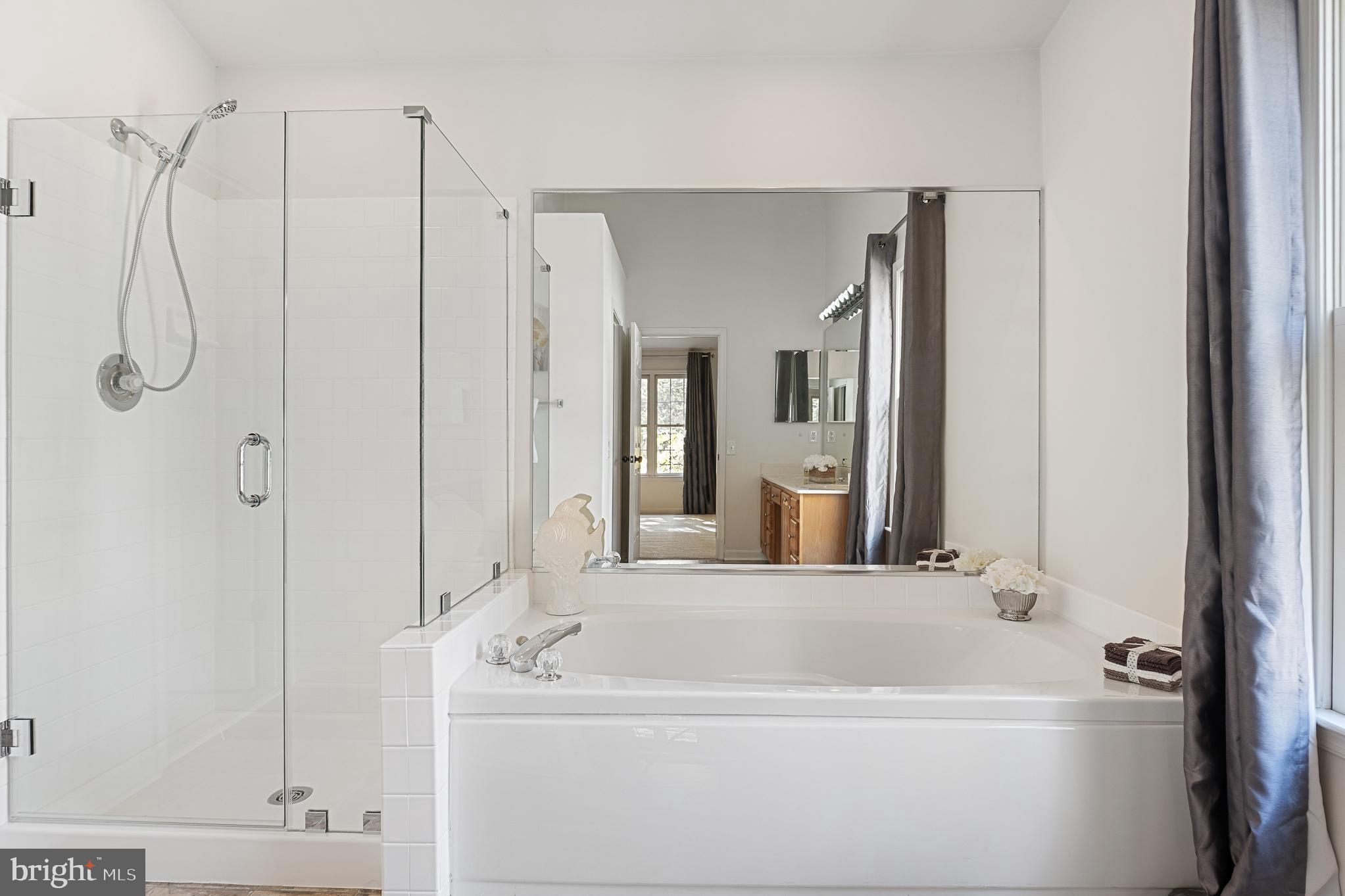 RUSSETT - Residential