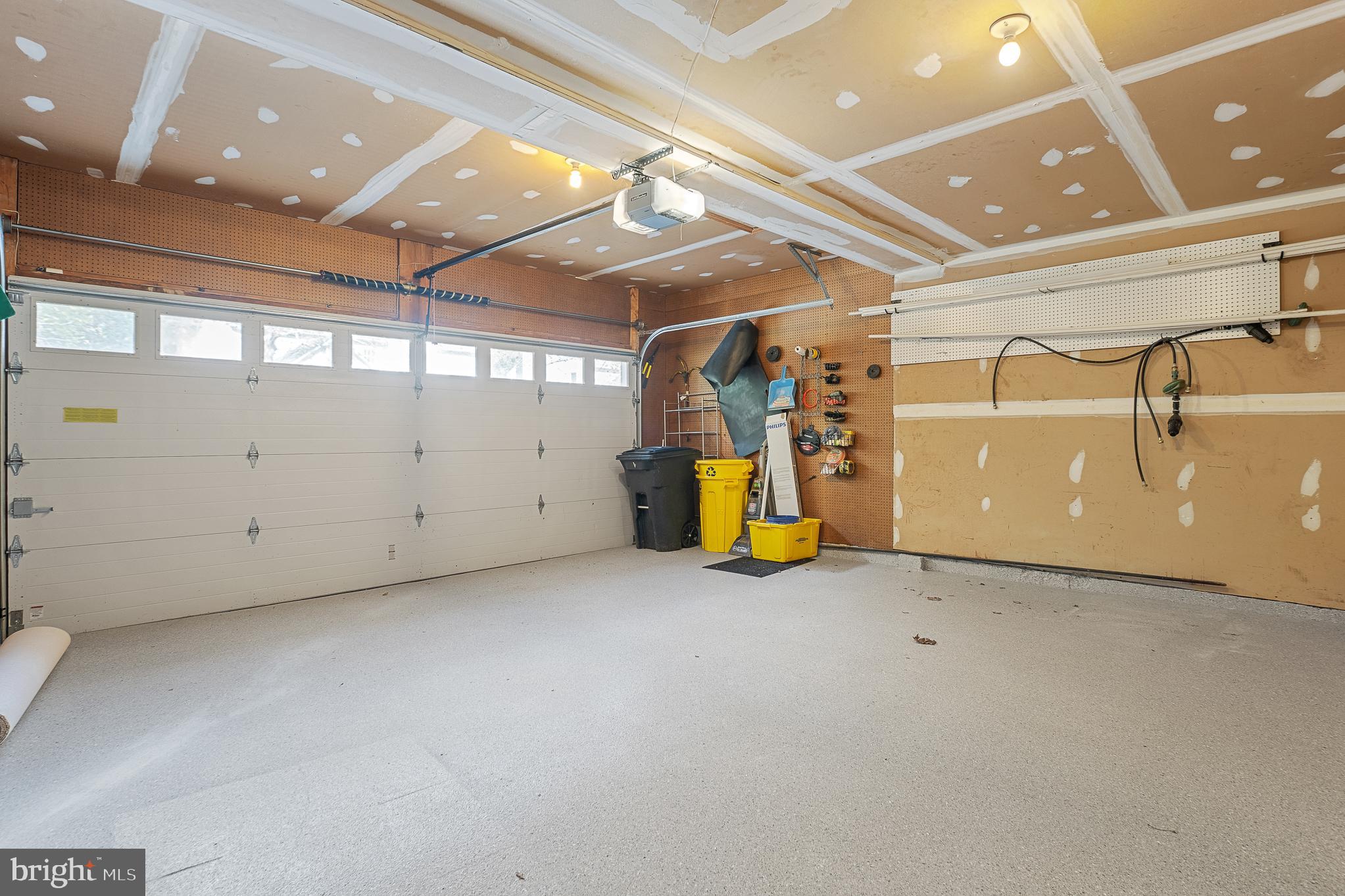 RUSSETT - Residential