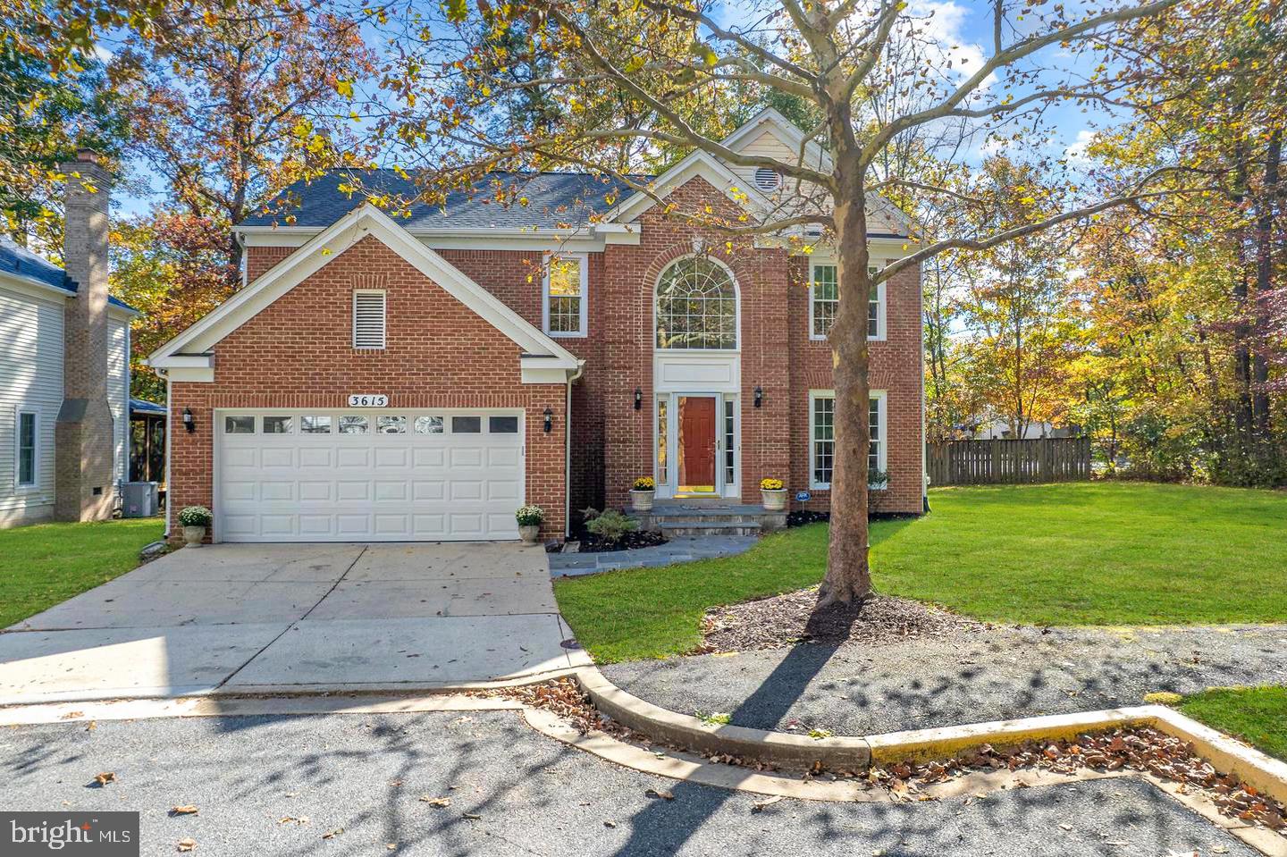 RUSSETT - Residential