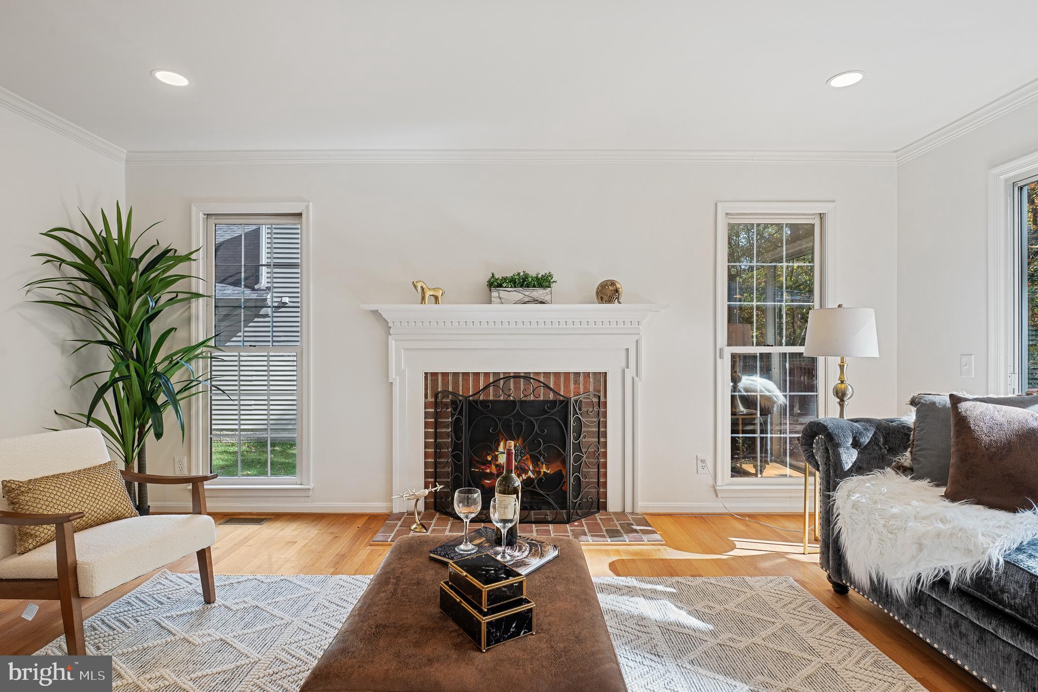 RUSSETT - Residential