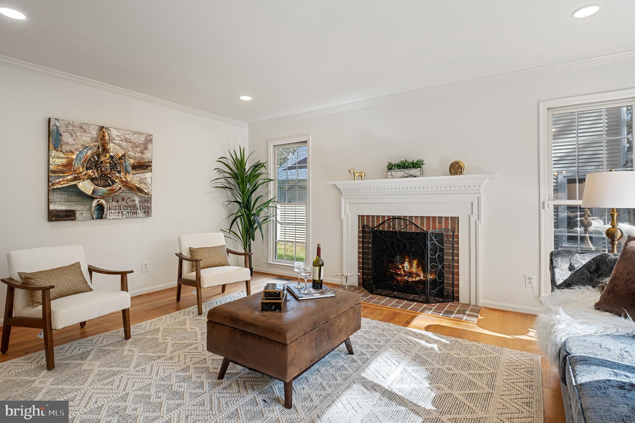 RUSSETT - Residential