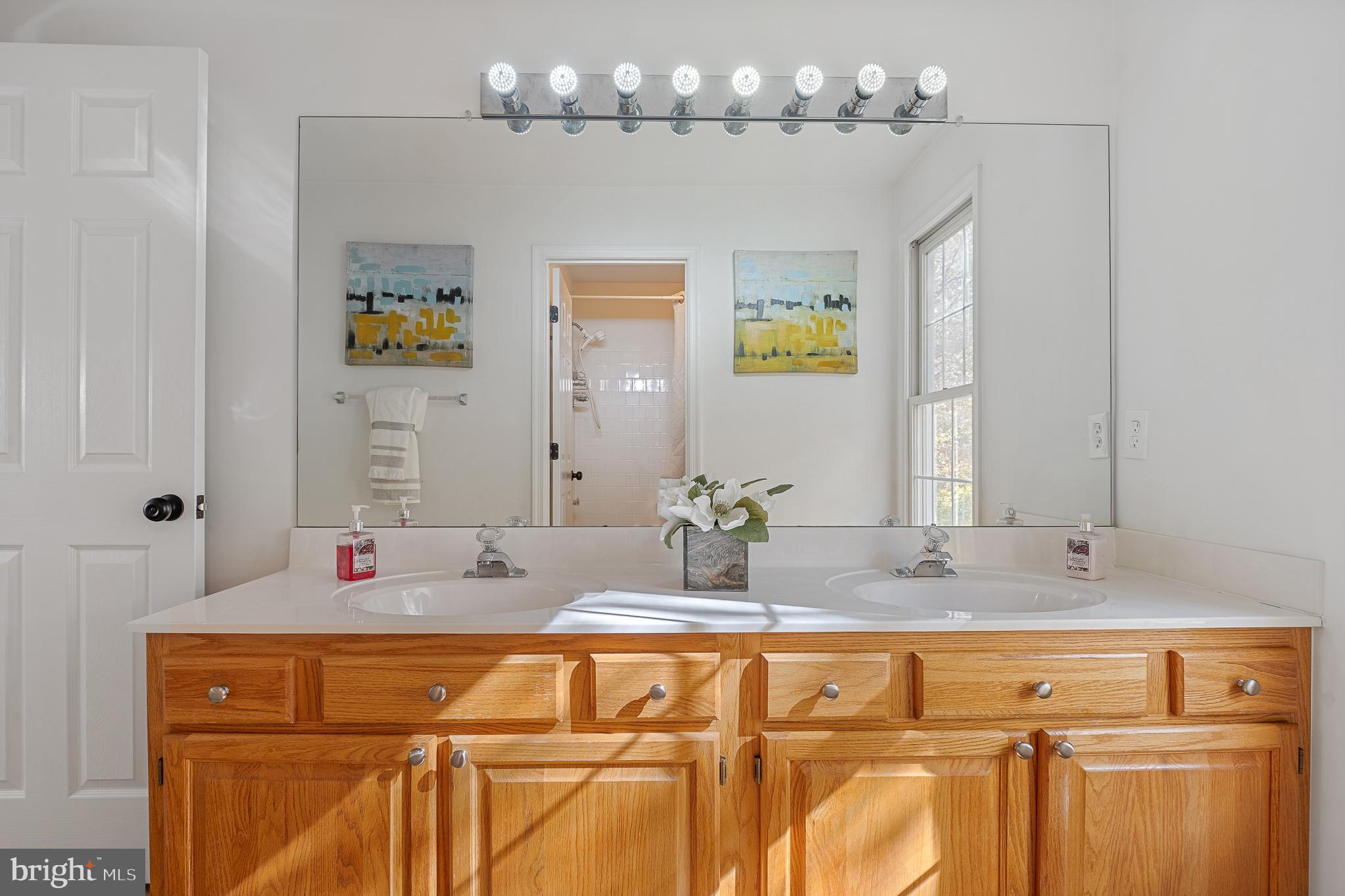 RUSSETT - Residential