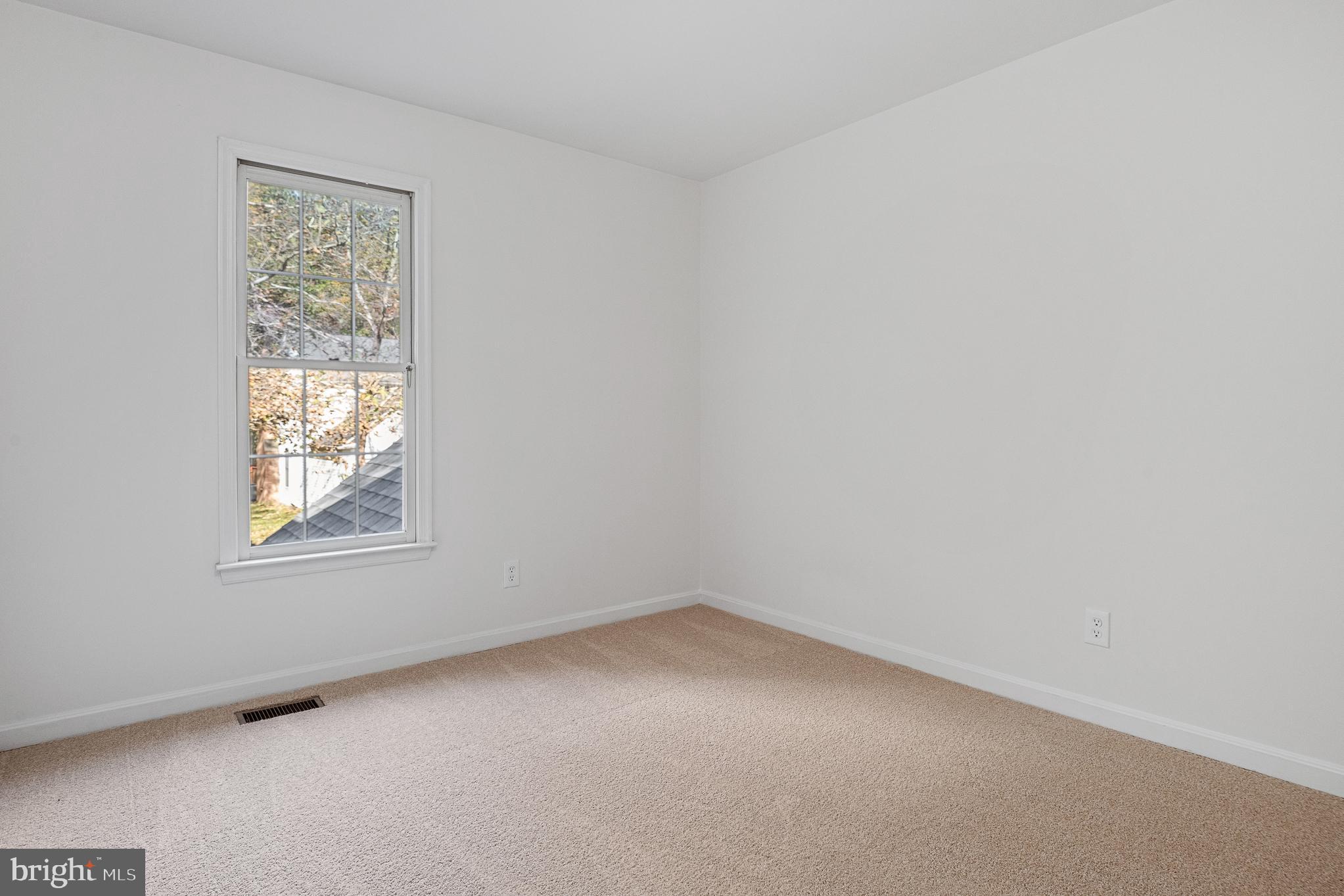 RUSSETT - Residential