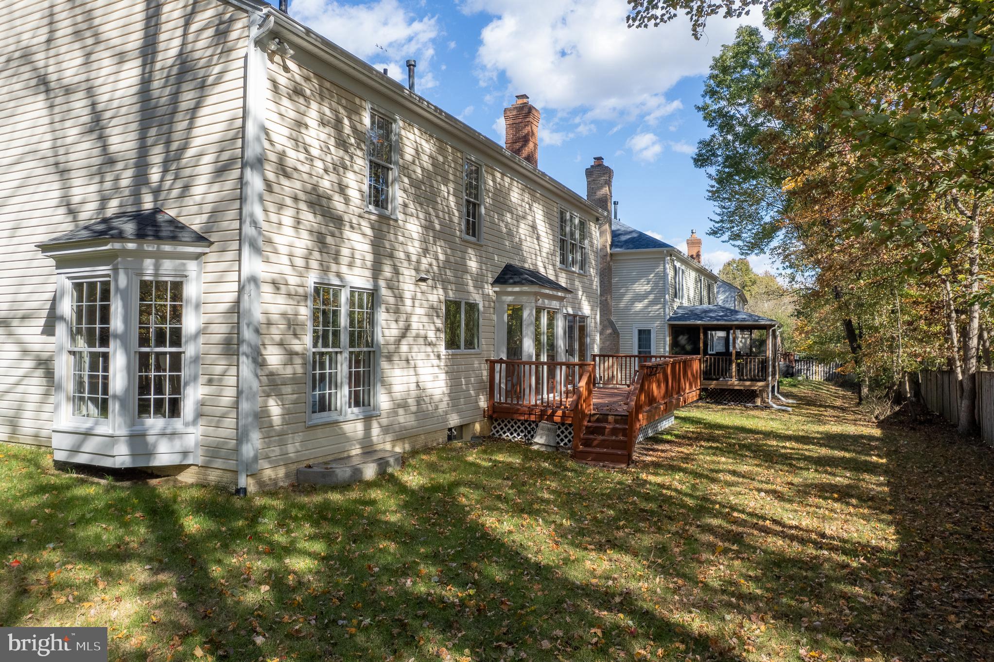 RUSSETT - Residential