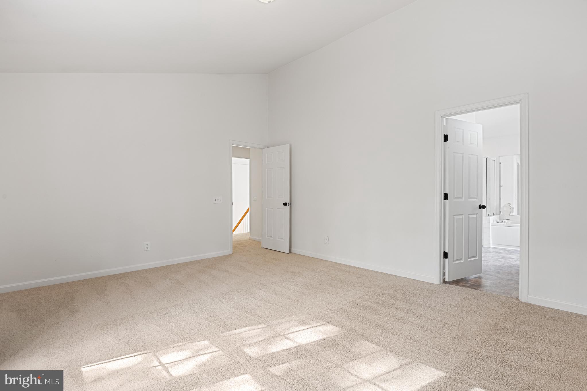 RUSSETT - Residential