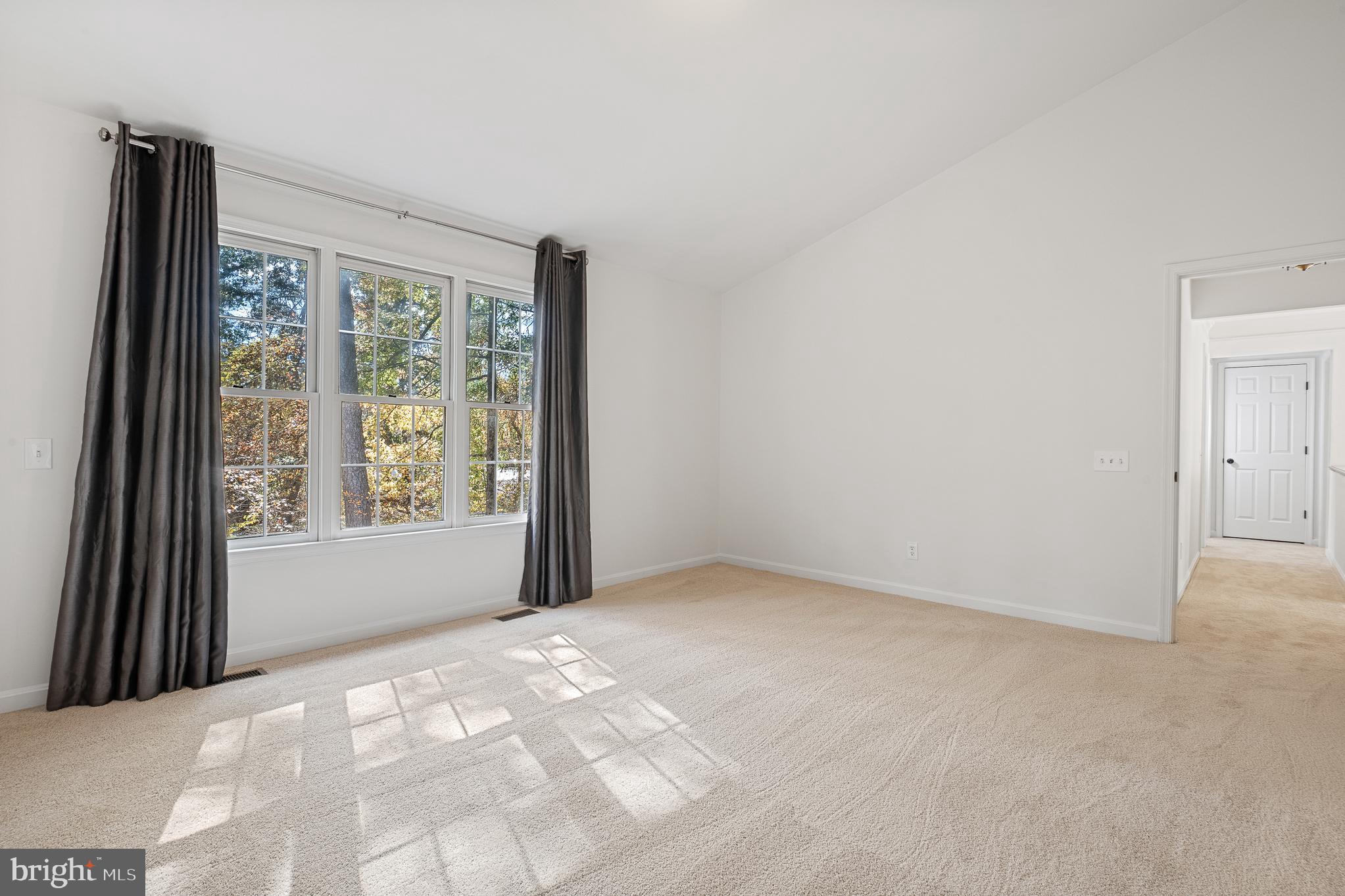 RUSSETT - Residential