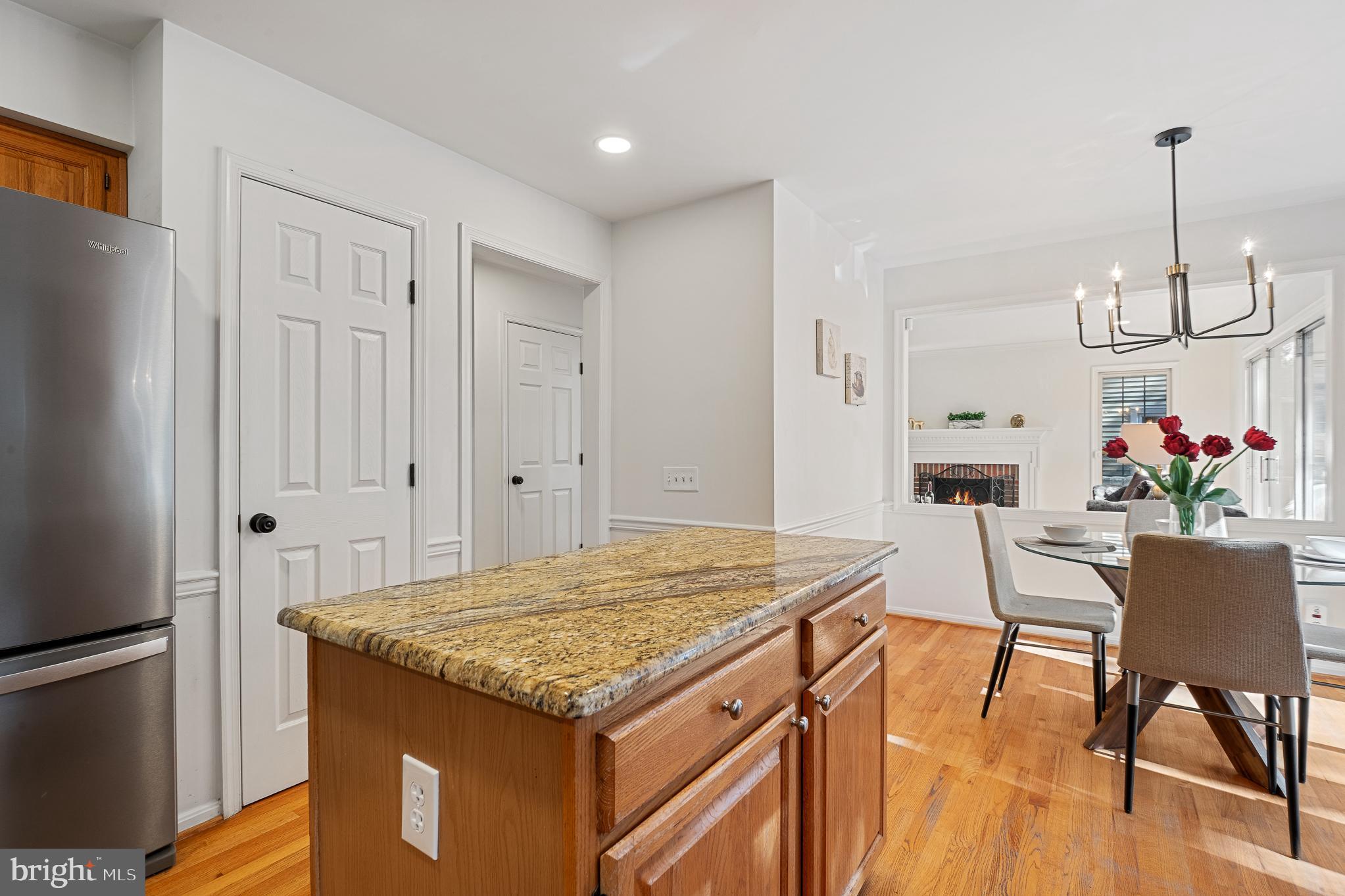 RUSSETT - Residential