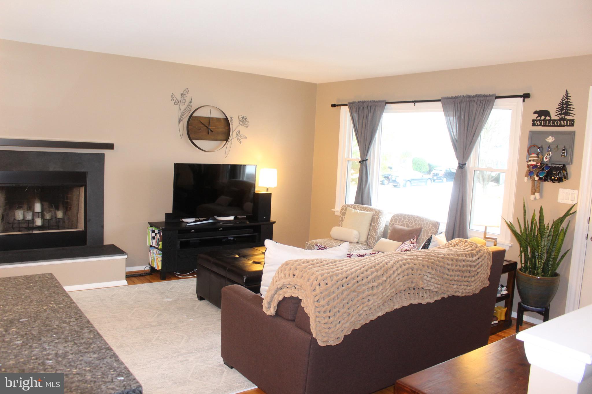 QUINCE ORCHARD VALLEY - Residential Lease