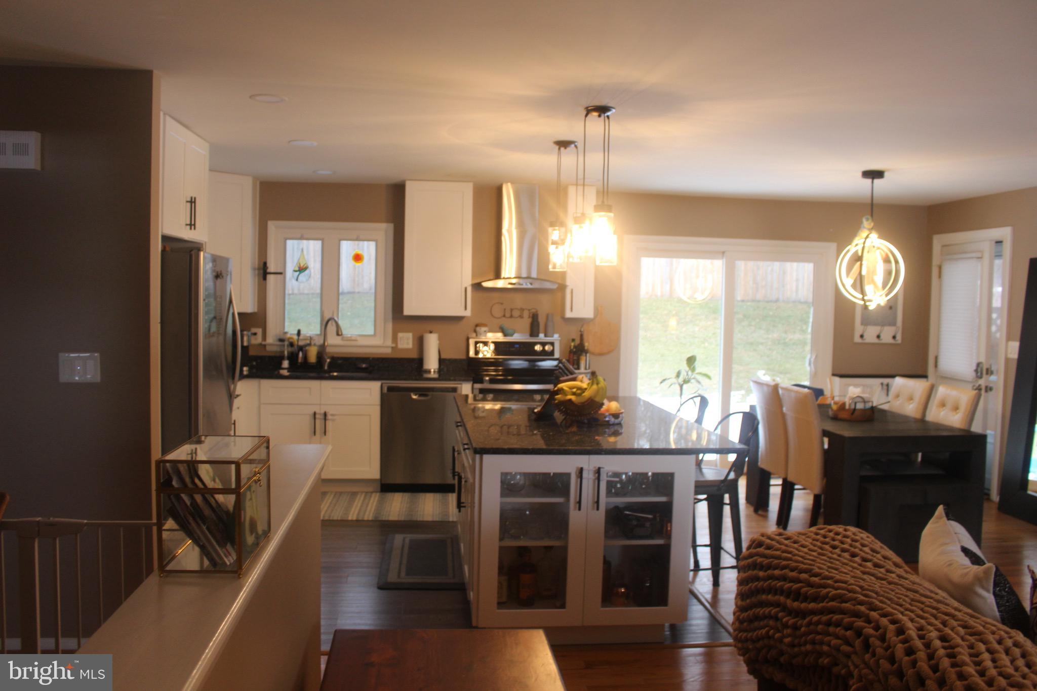 QUINCE ORCHARD VALLEY - Residential Lease