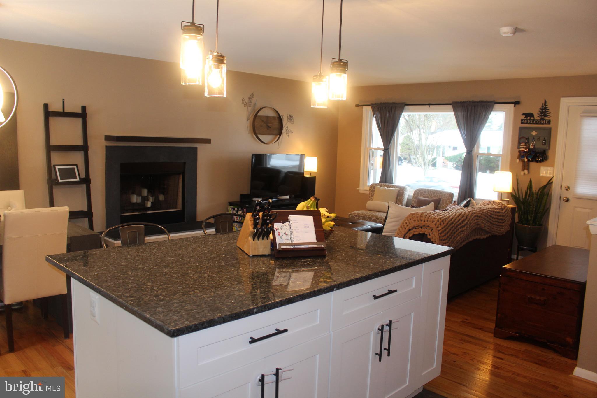 QUINCE ORCHARD VALLEY - Residential Lease