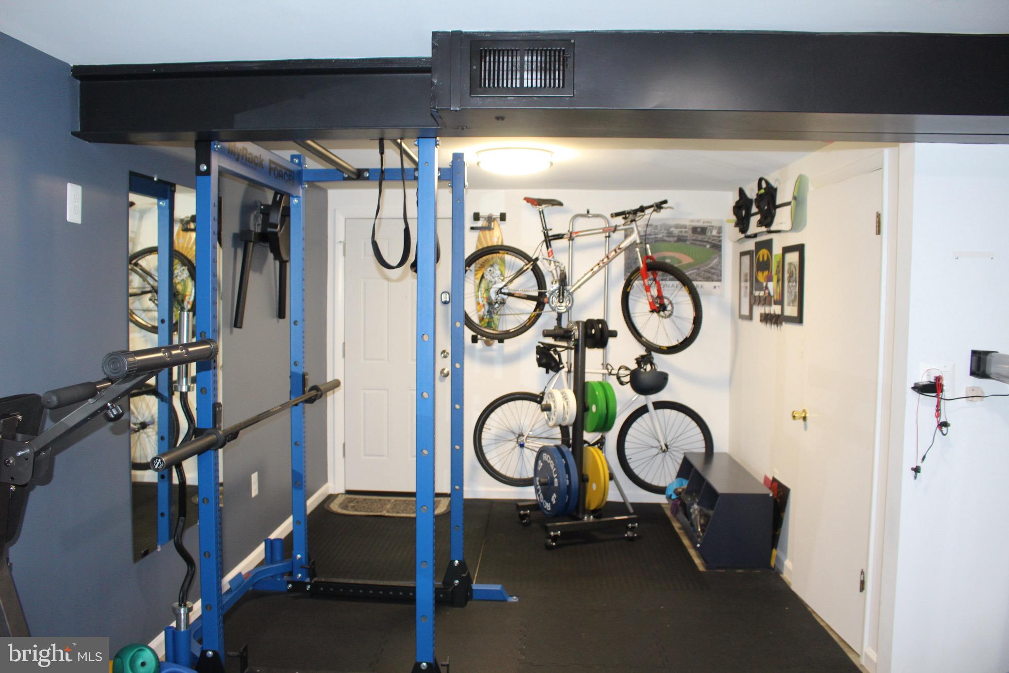 QUINCE ORCHARD VALLEY - Residential Lease