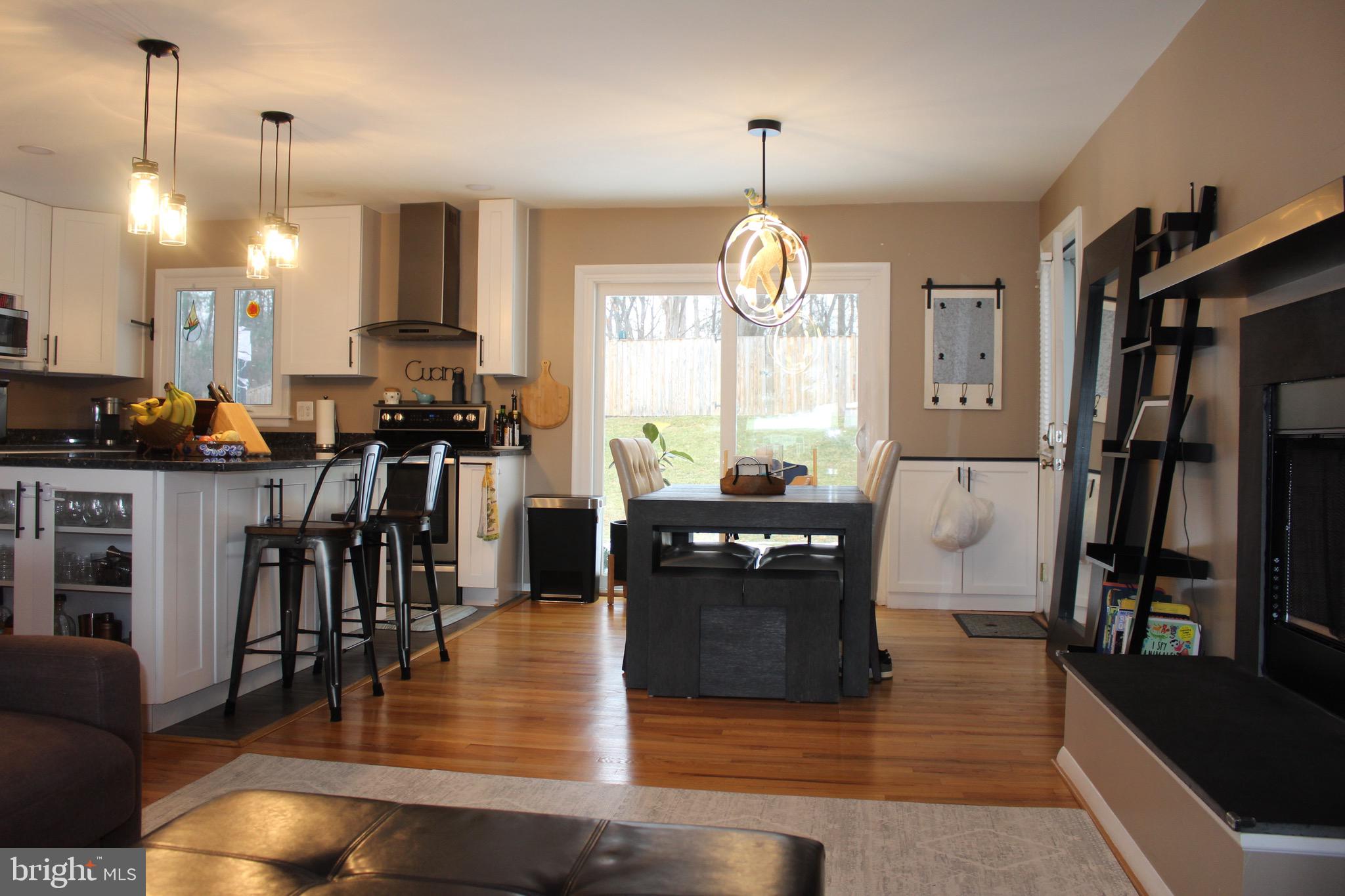 QUINCE ORCHARD VALLEY - Residential Lease