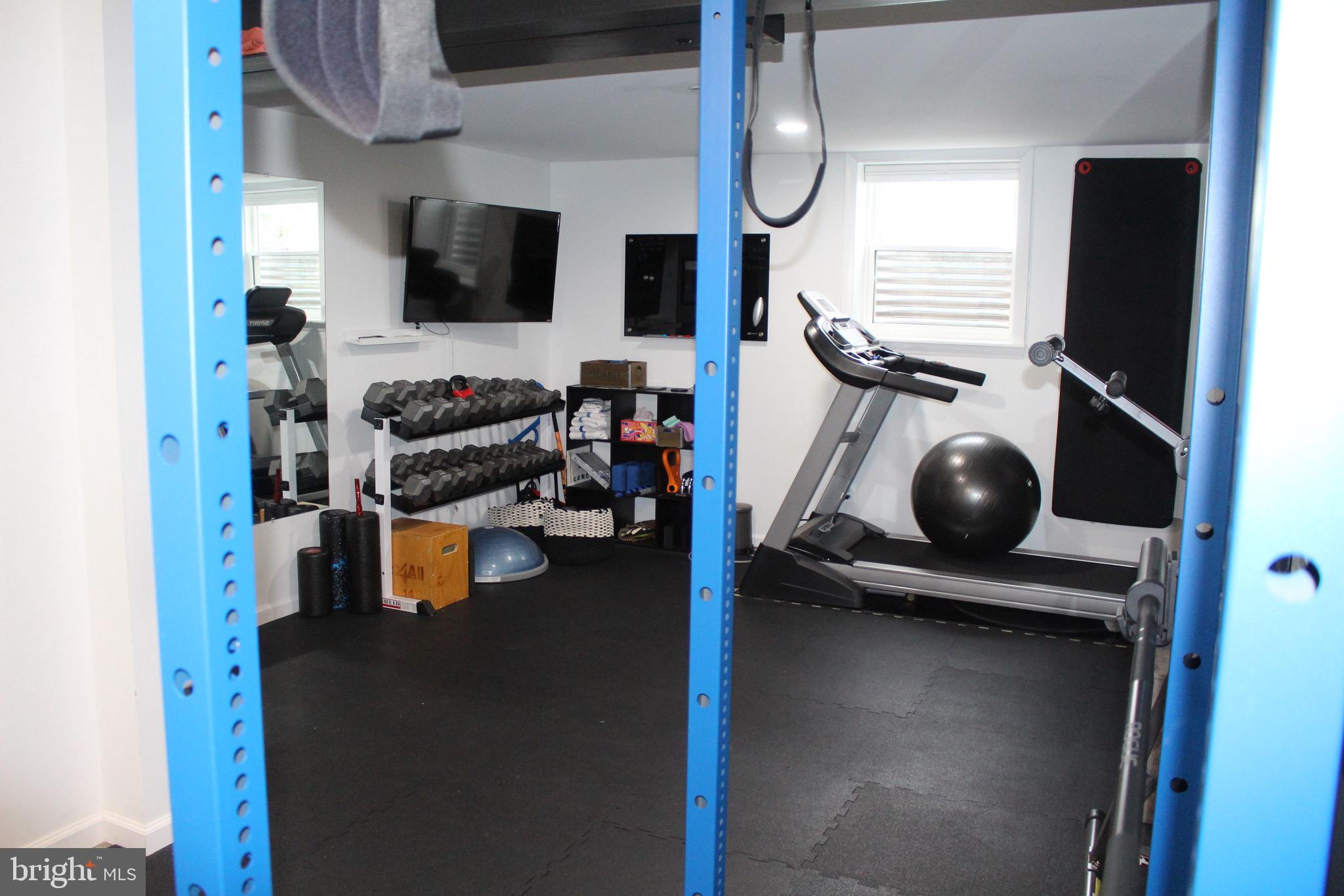 QUINCE ORCHARD VALLEY - Residential Lease