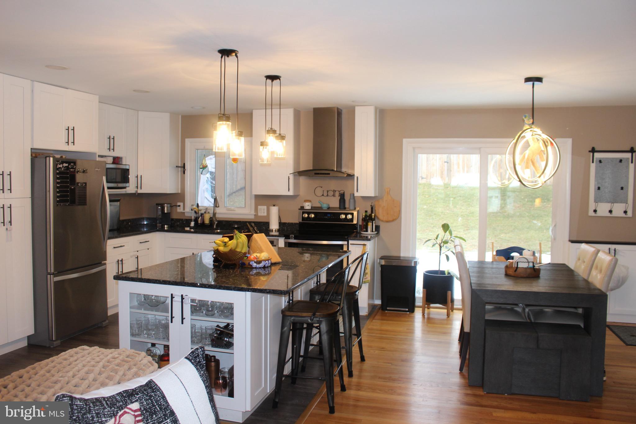 QUINCE ORCHARD VALLEY - Residential Lease