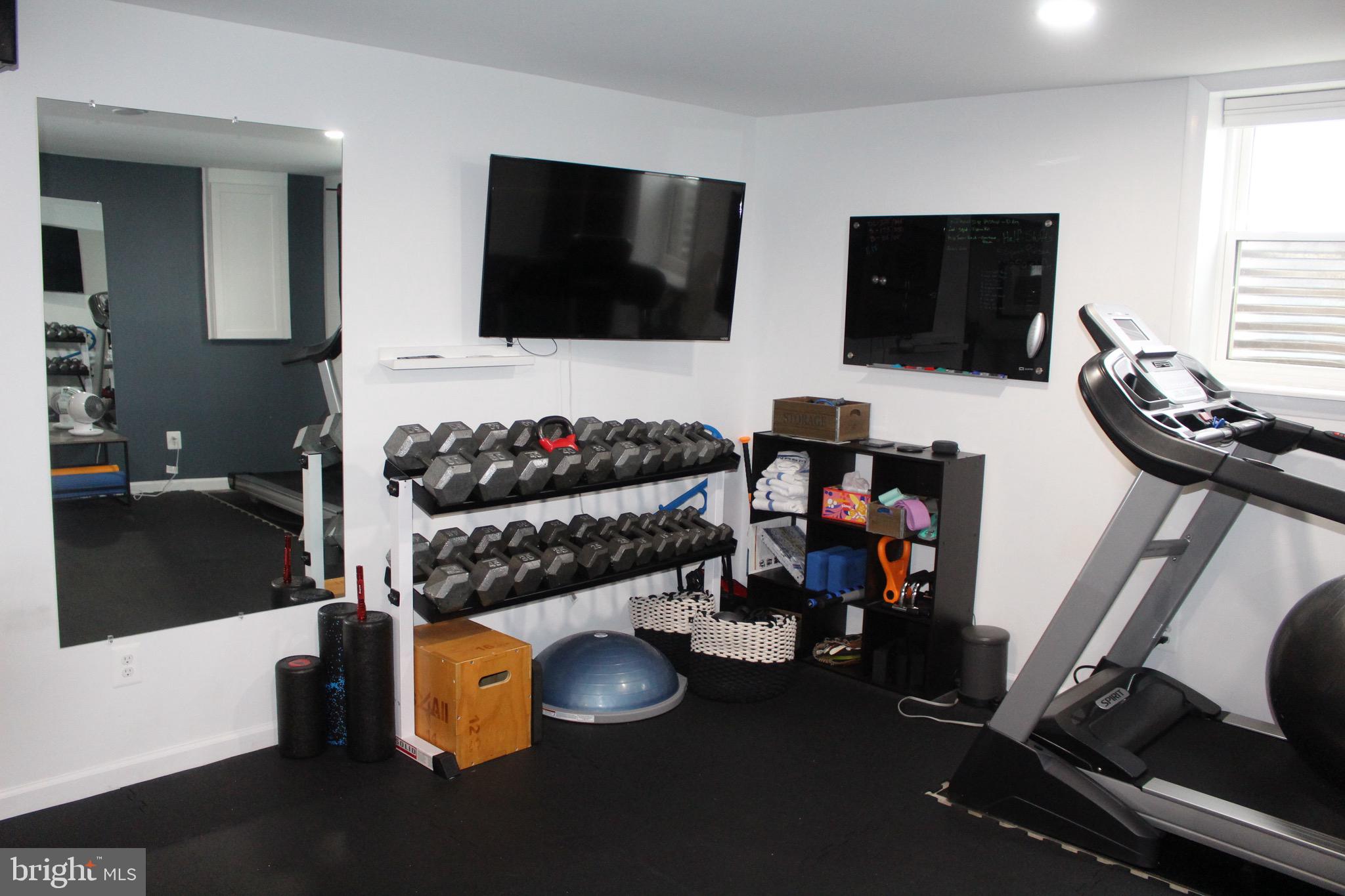 QUINCE ORCHARD VALLEY - Residential Lease