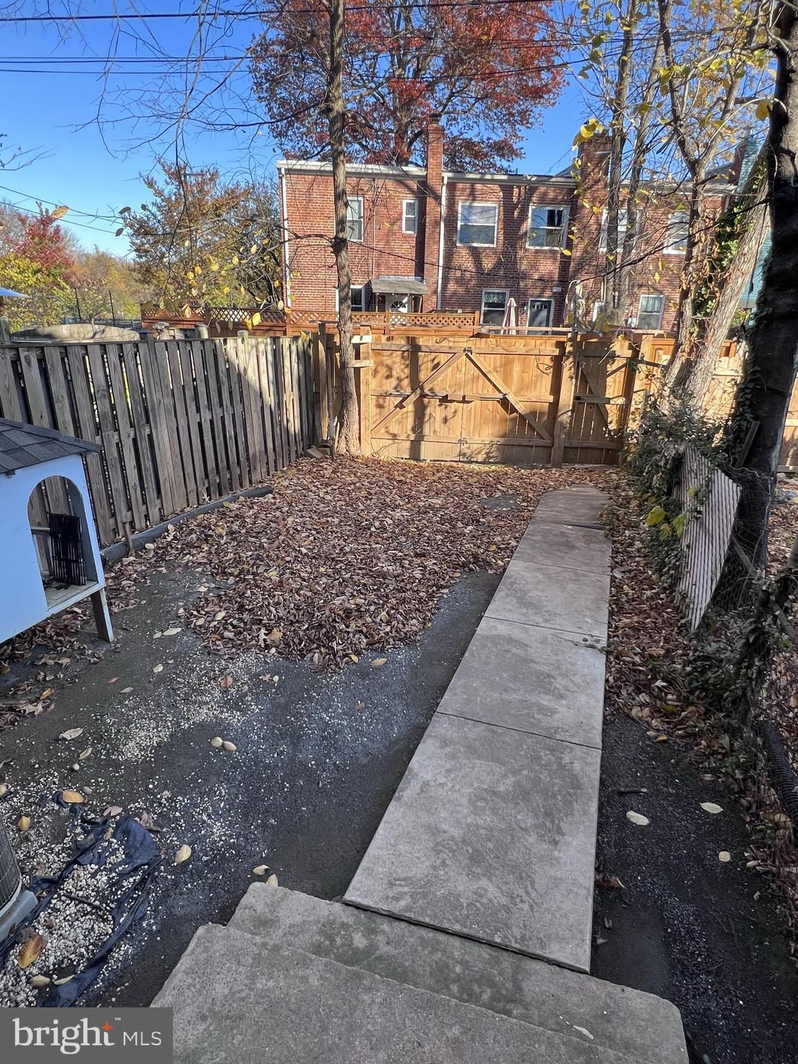 HUME SPRINGS - Residential Lease