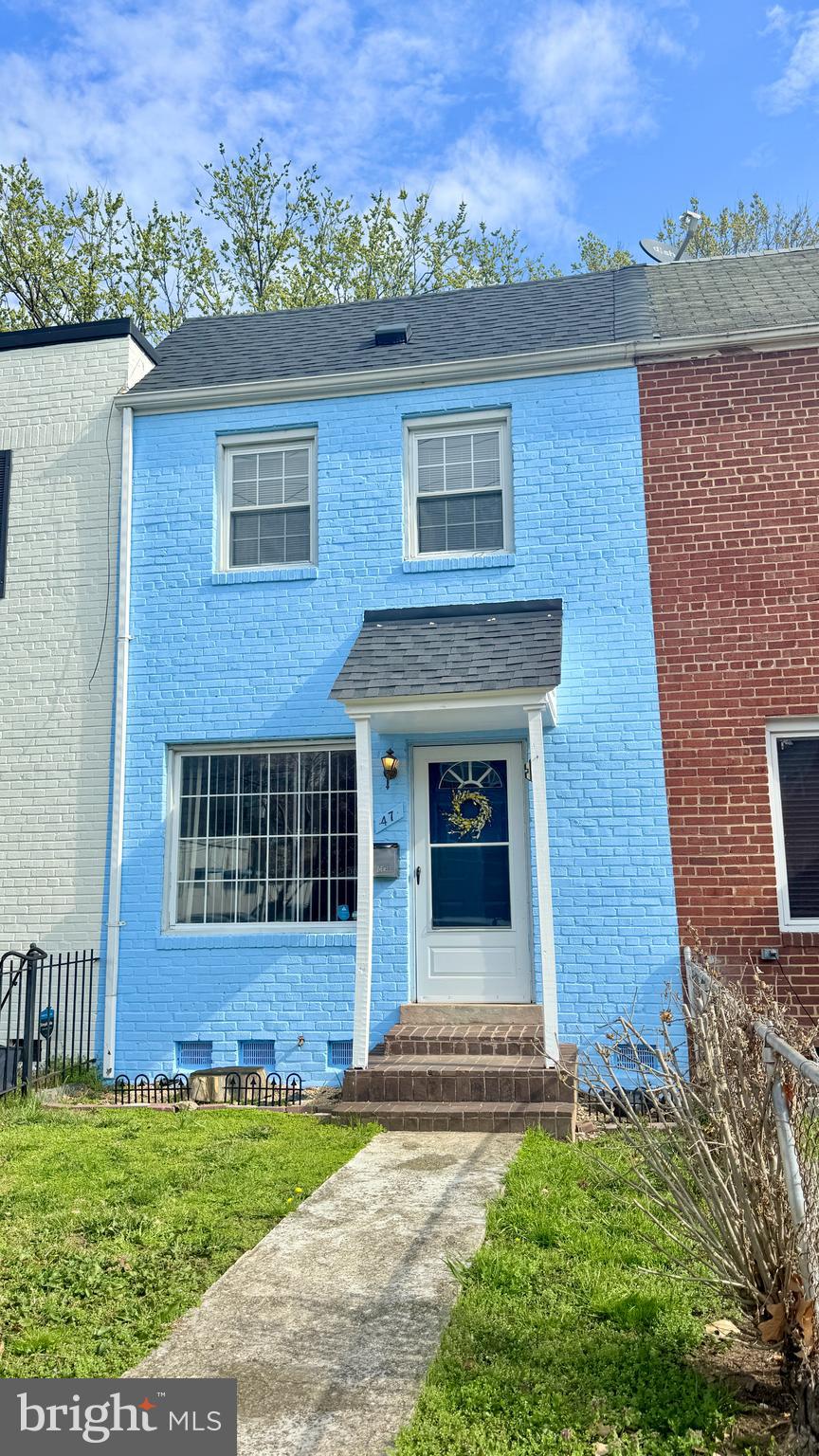 HUME SPRINGS - Residential Lease