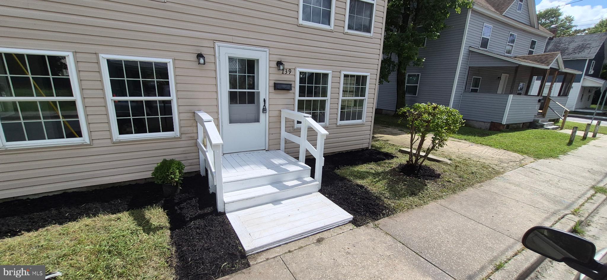 139 2ND STREET