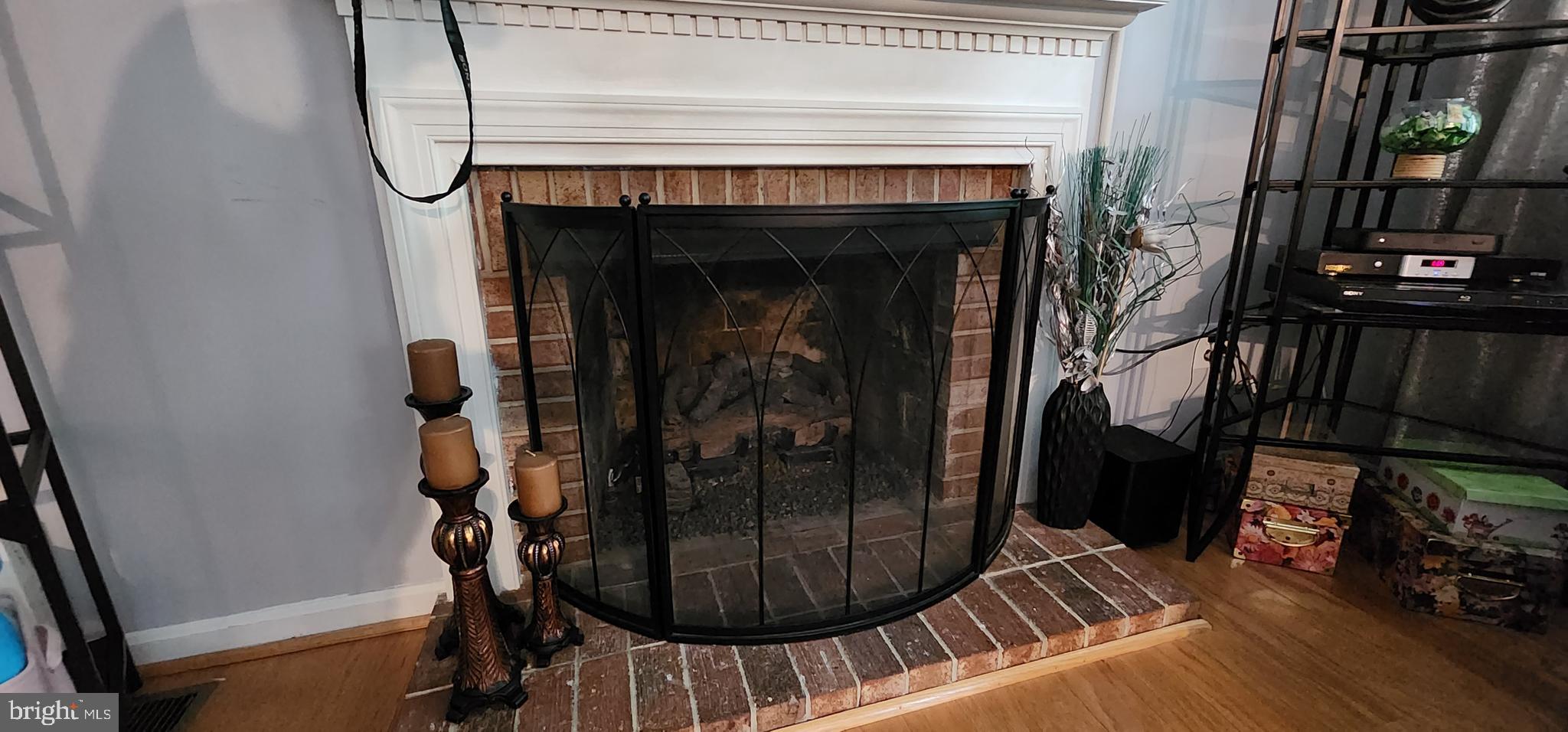 NORTHRIDGE - Residential