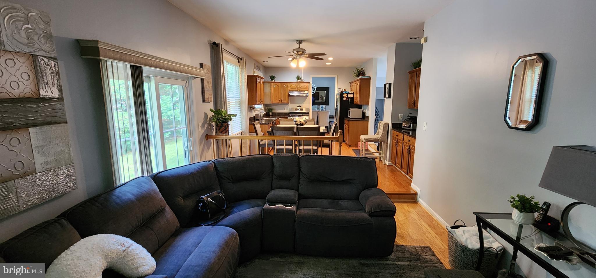 NORTHRIDGE - Residential