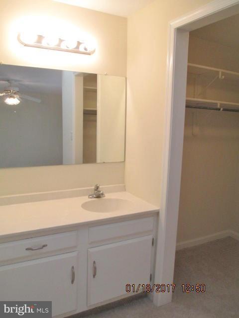 WATERSIDE - Residential