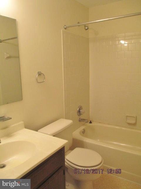 WATERSIDE - Residential