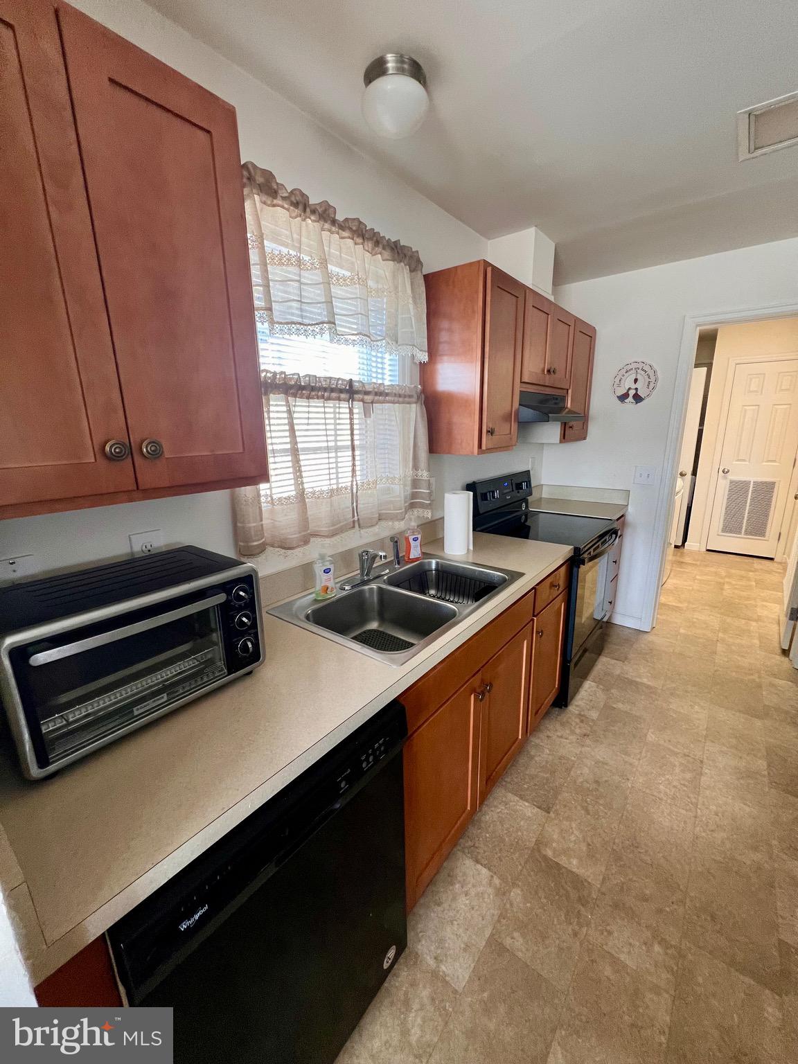 SPRING VALLEY VILLAG - Residential