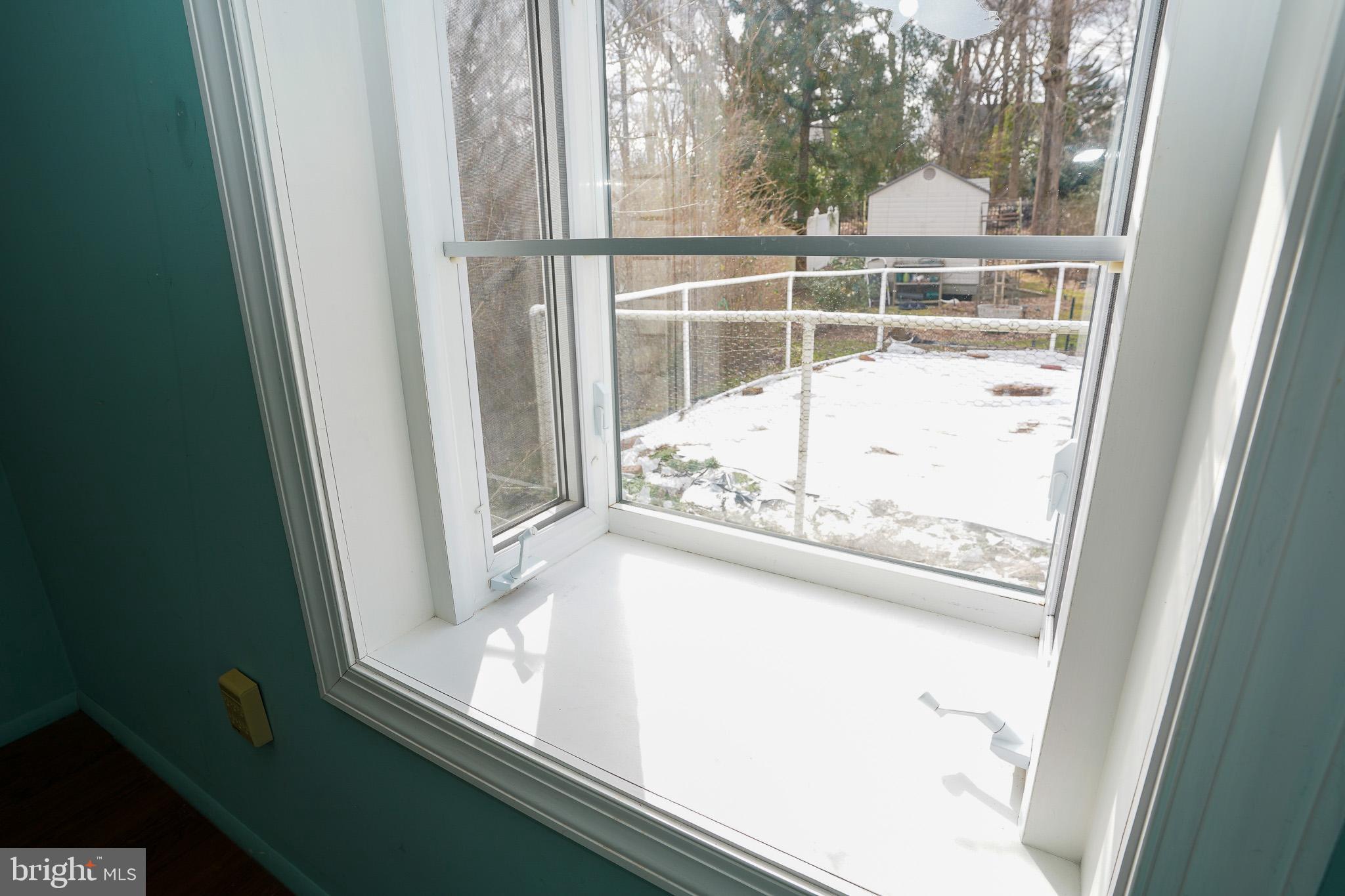 THE PROVINCES - Residential Lease