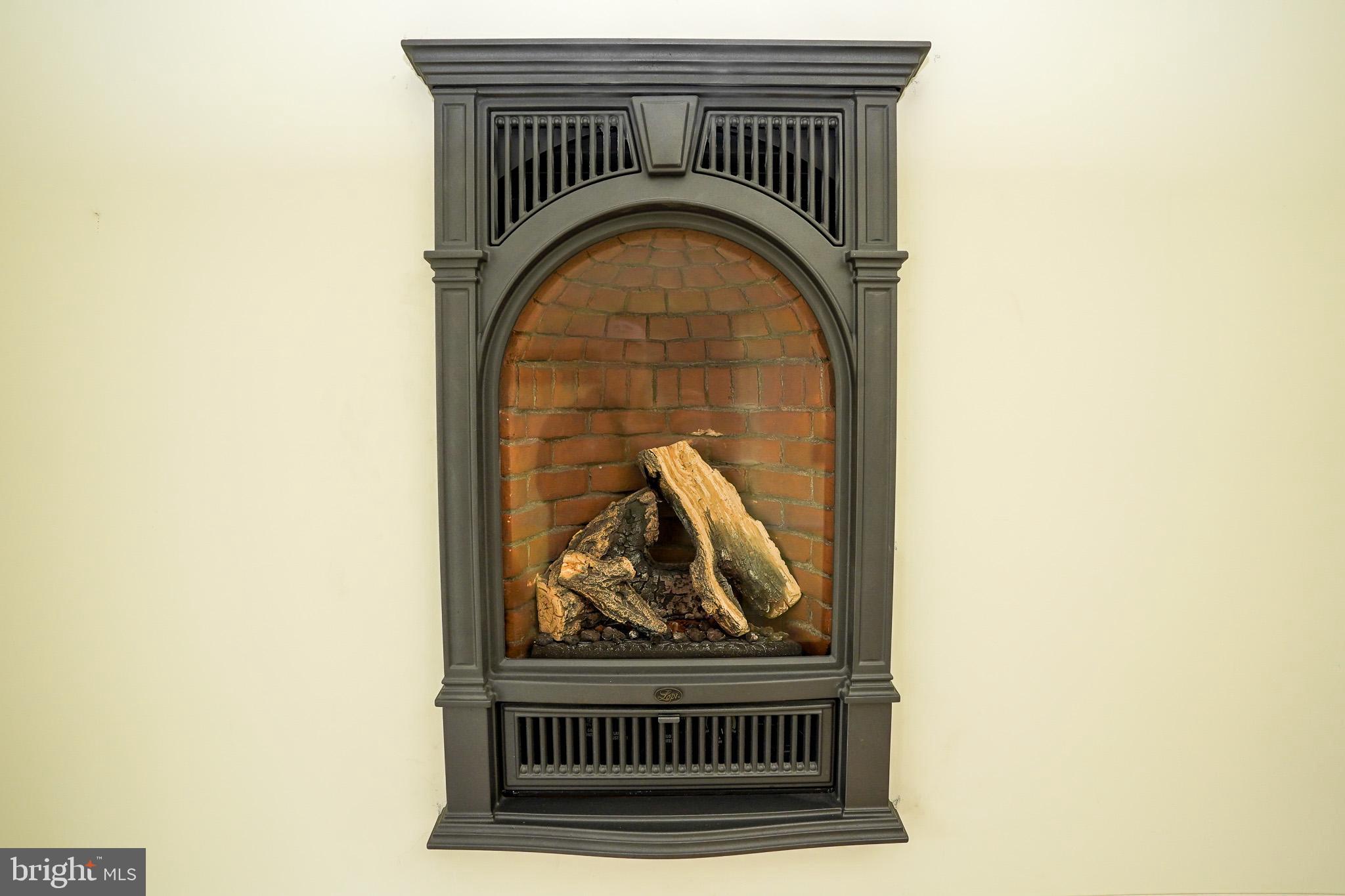 THE PROVINCES - Residential Lease