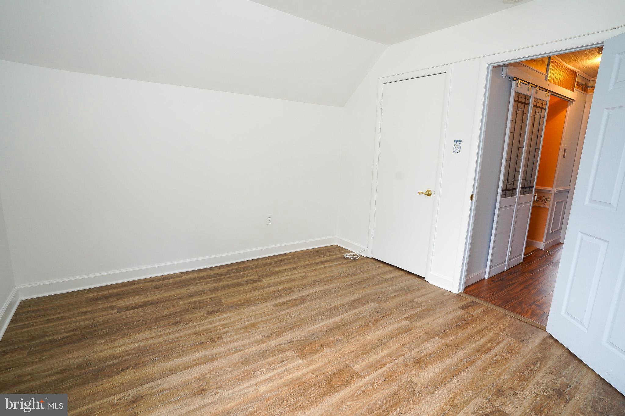 THE PROVINCES - Residential Lease