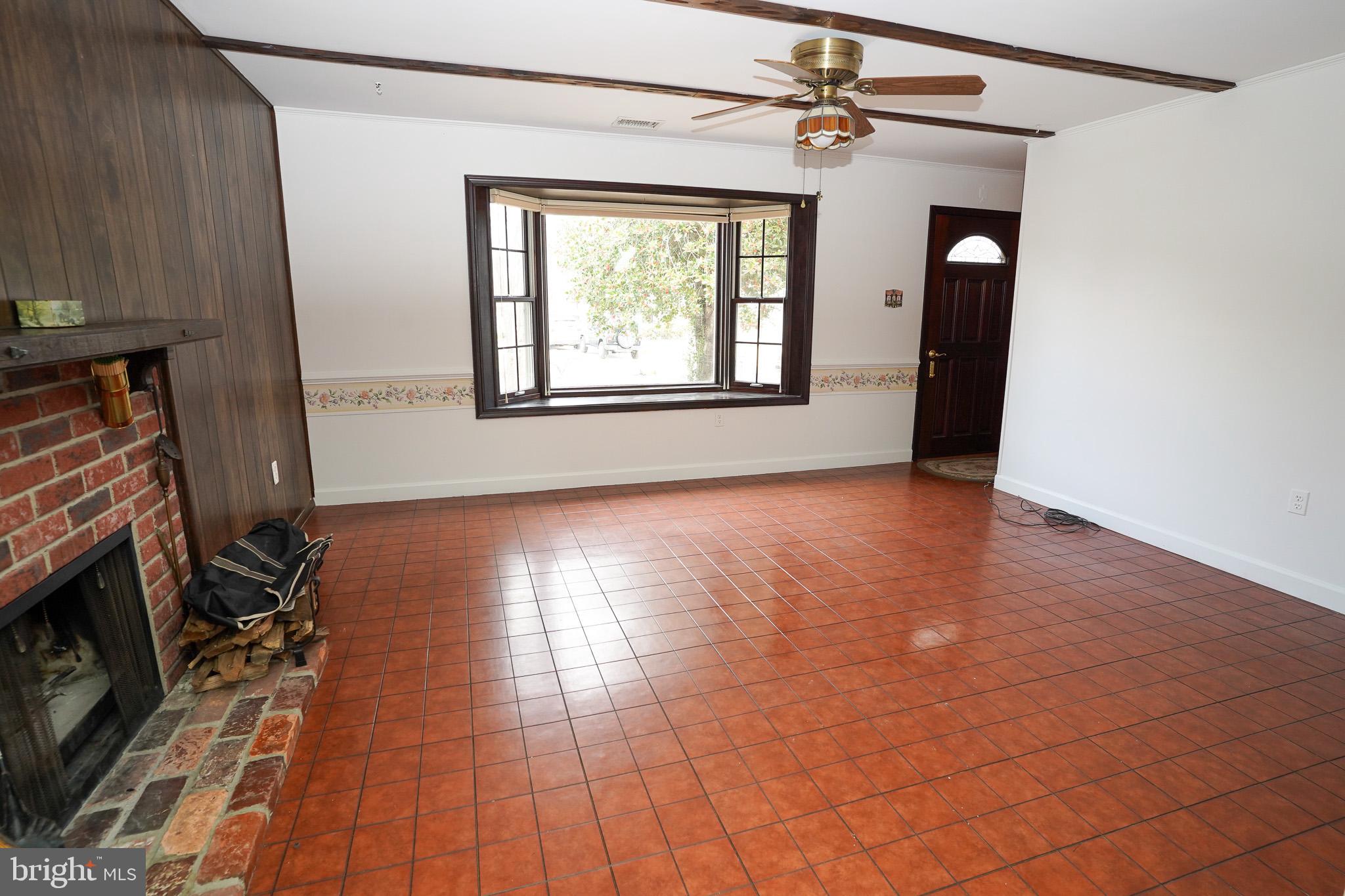 THE PROVINCES - Residential Lease