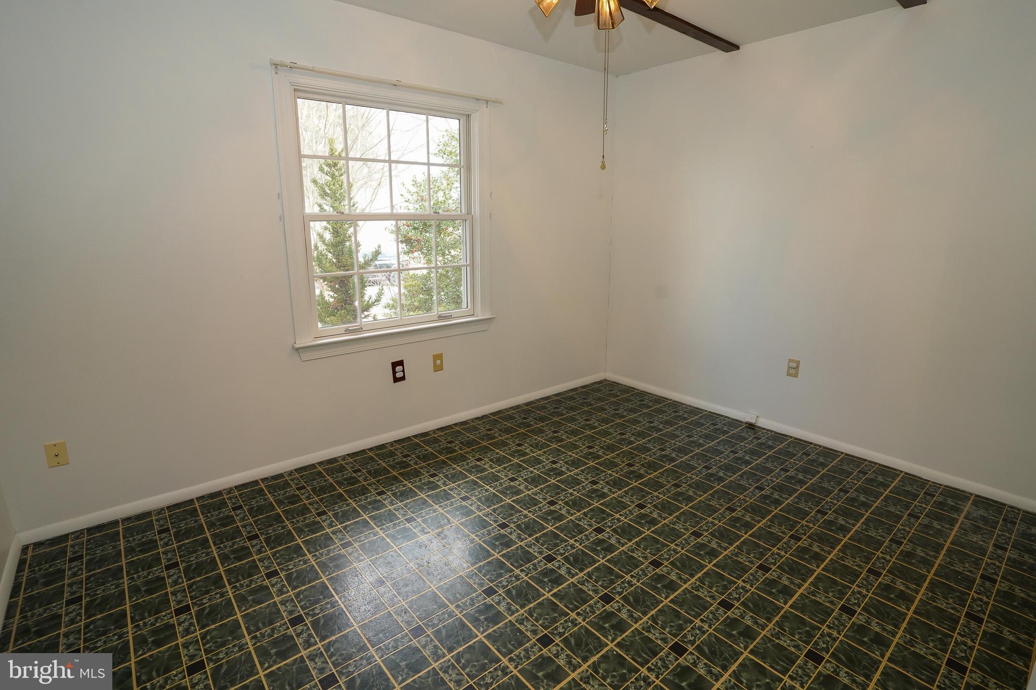 THE PROVINCES - Residential Lease