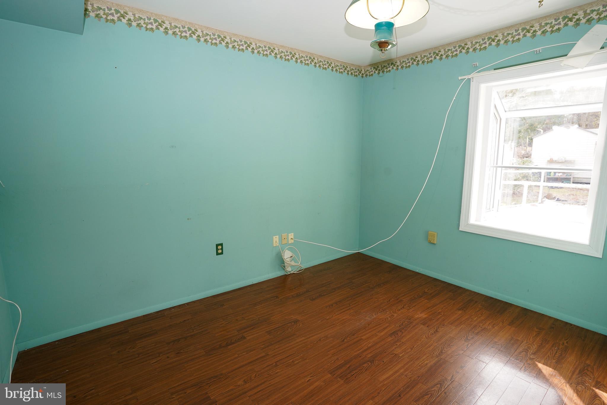 THE PROVINCES - Residential Lease