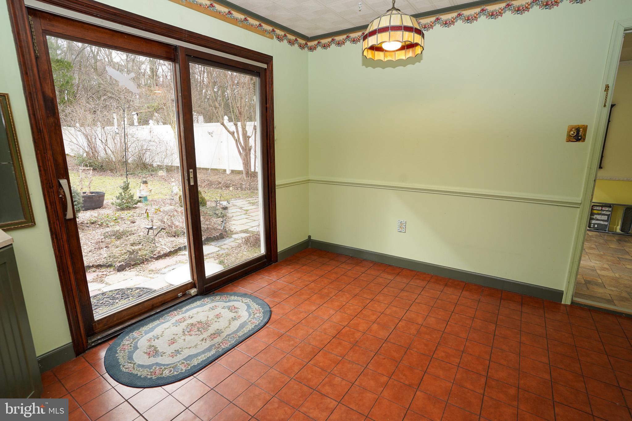 THE PROVINCES - Residential Lease