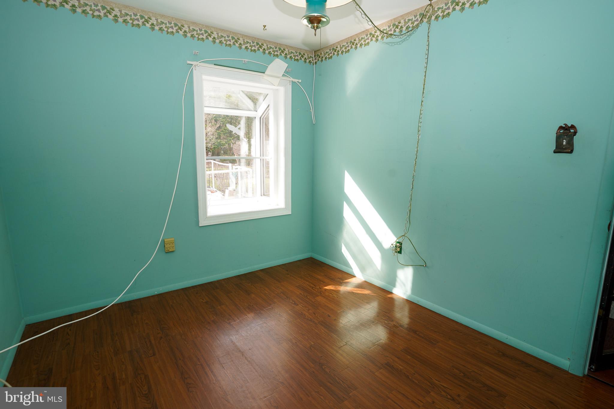 THE PROVINCES - Residential Lease