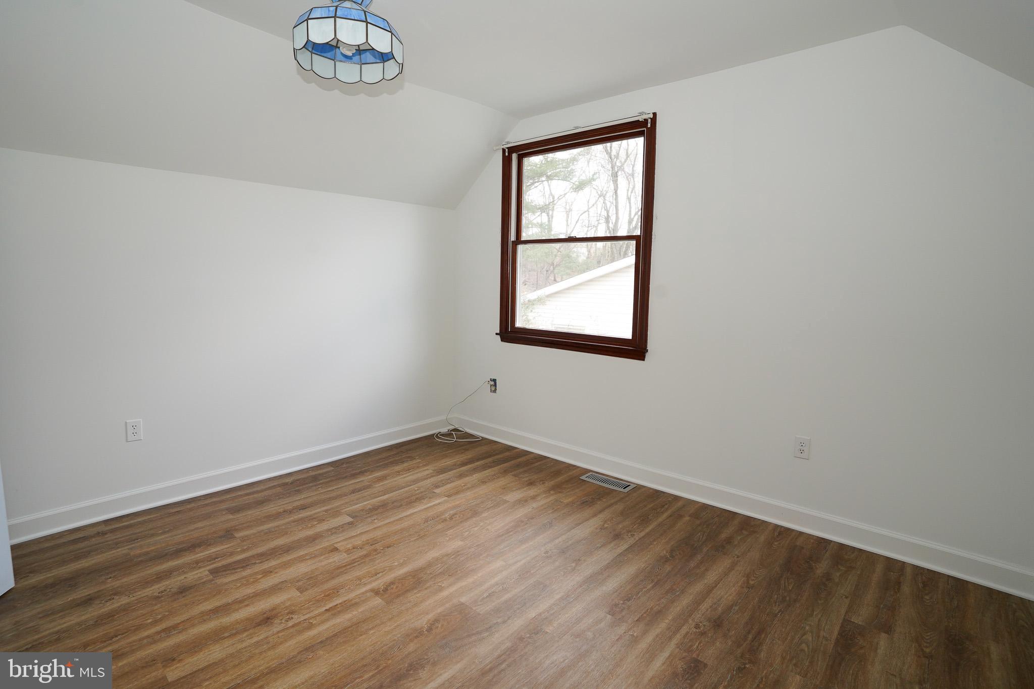 THE PROVINCES - Residential Lease