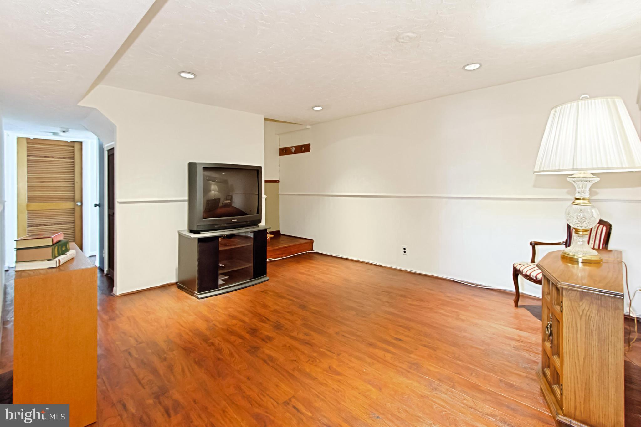 DOUGLAS PARK - Residential